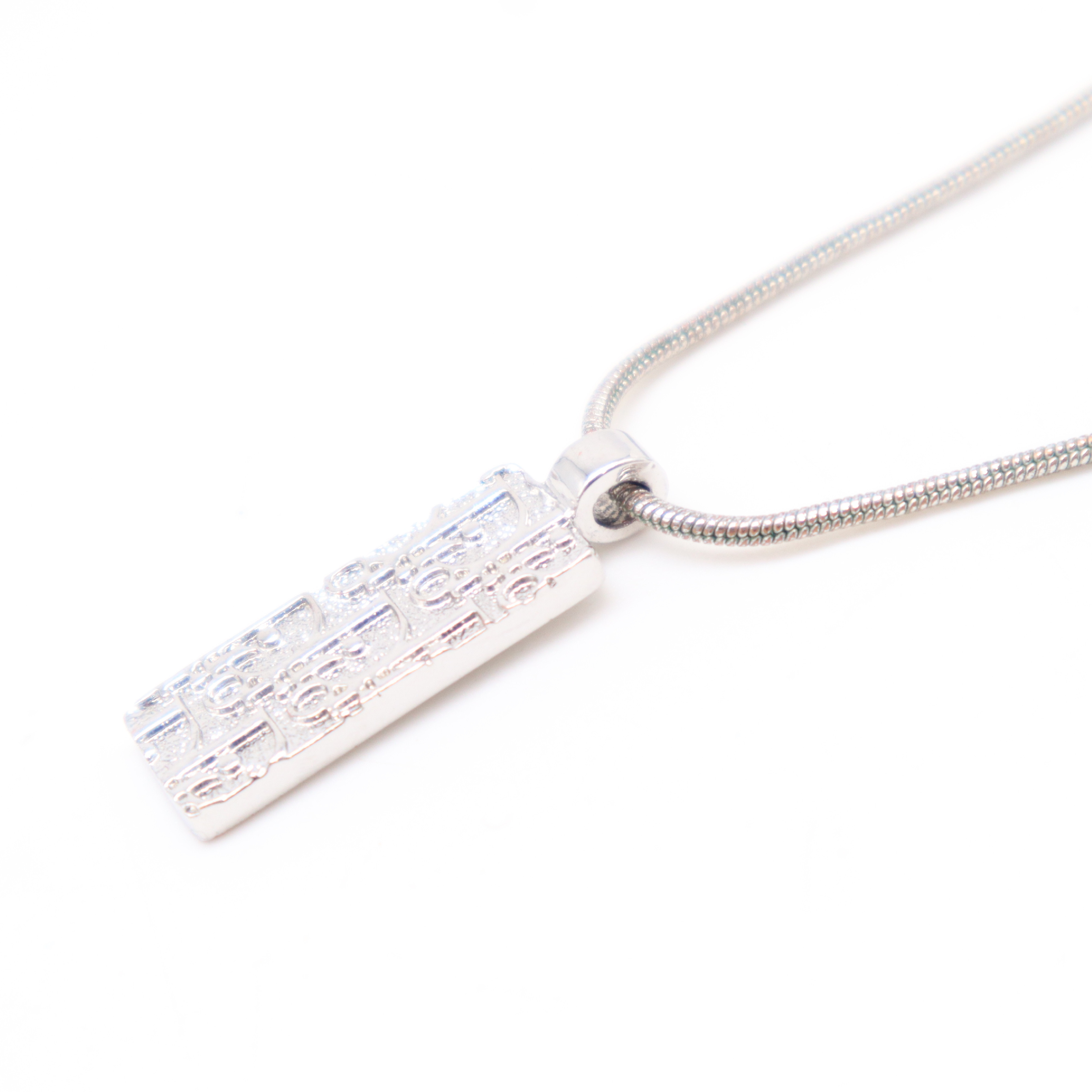 Trotter Plate Necklace Metal Necklace — view 7