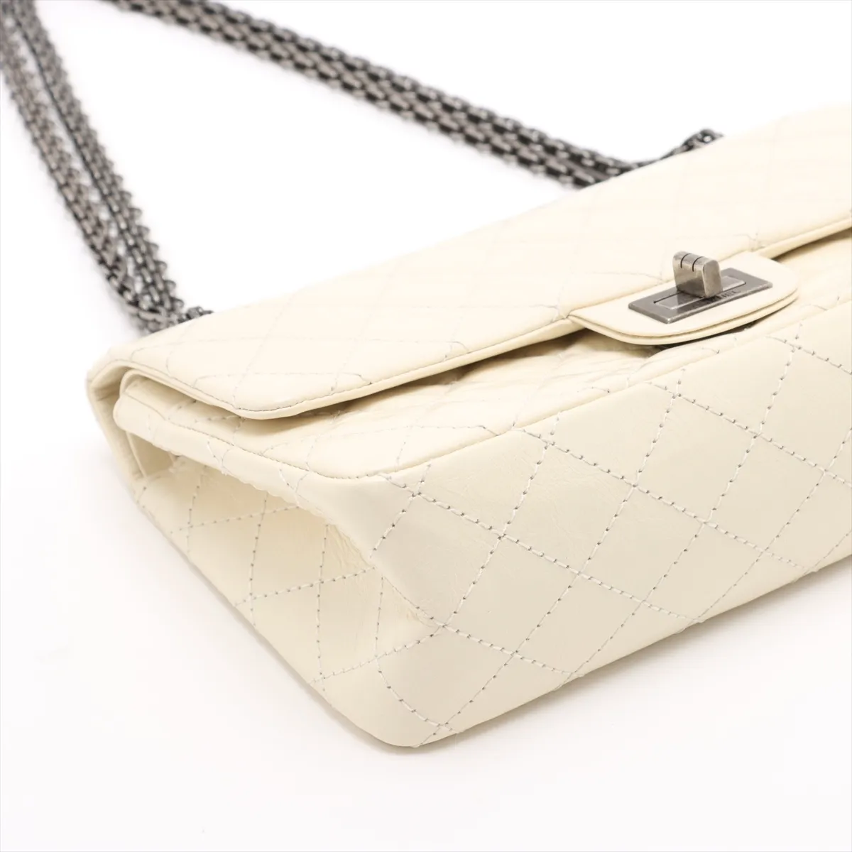 Matelassé 2.55 Vintage Calf Double Flap Double Chain Bag, Ivory with Gunmetal Hardware, 20840046 (Serial Number in the 20s), A37586 — view 4