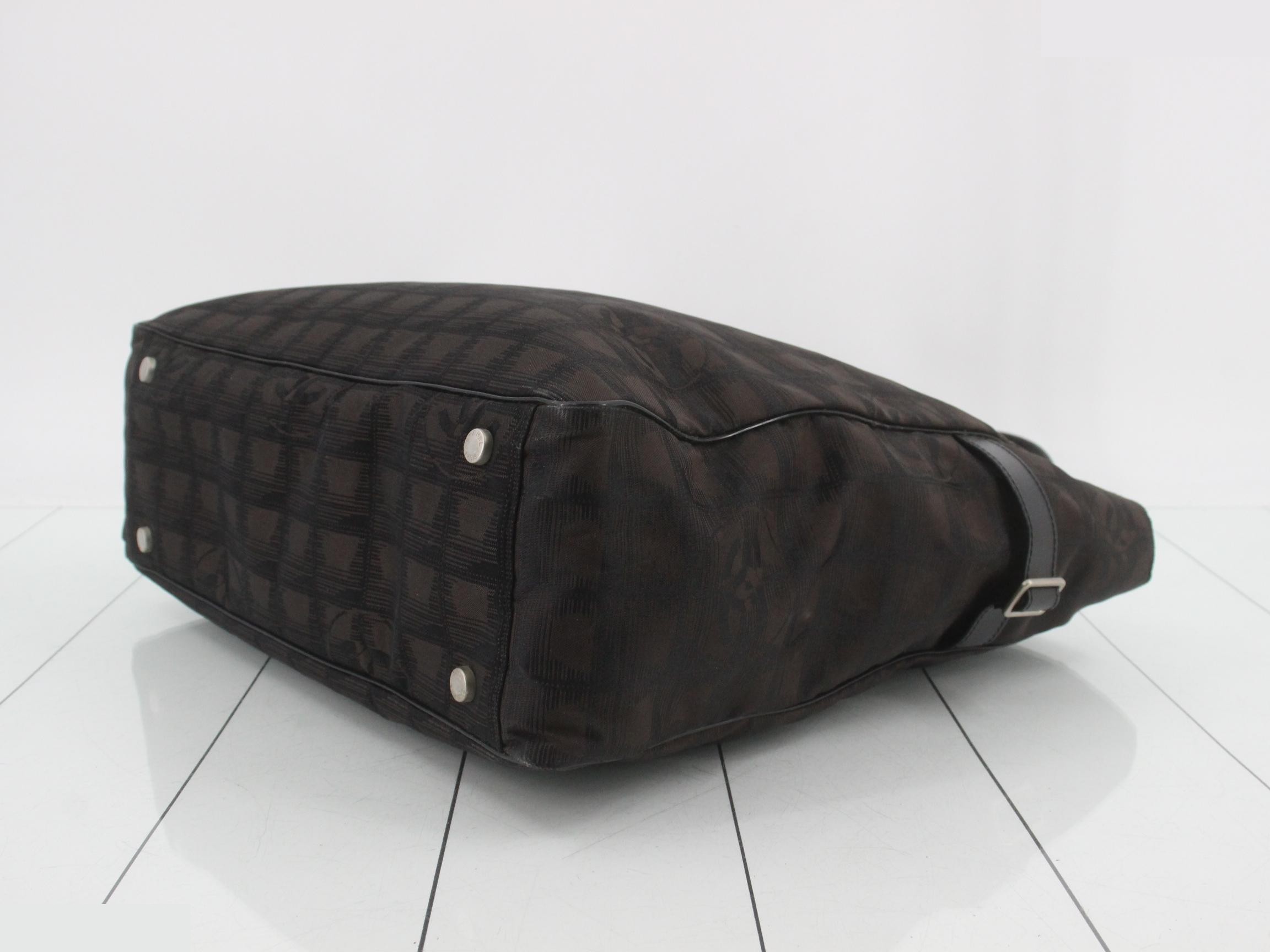 New Travel Line GM Tote Bag, Series 9, Dark Brown — view 6