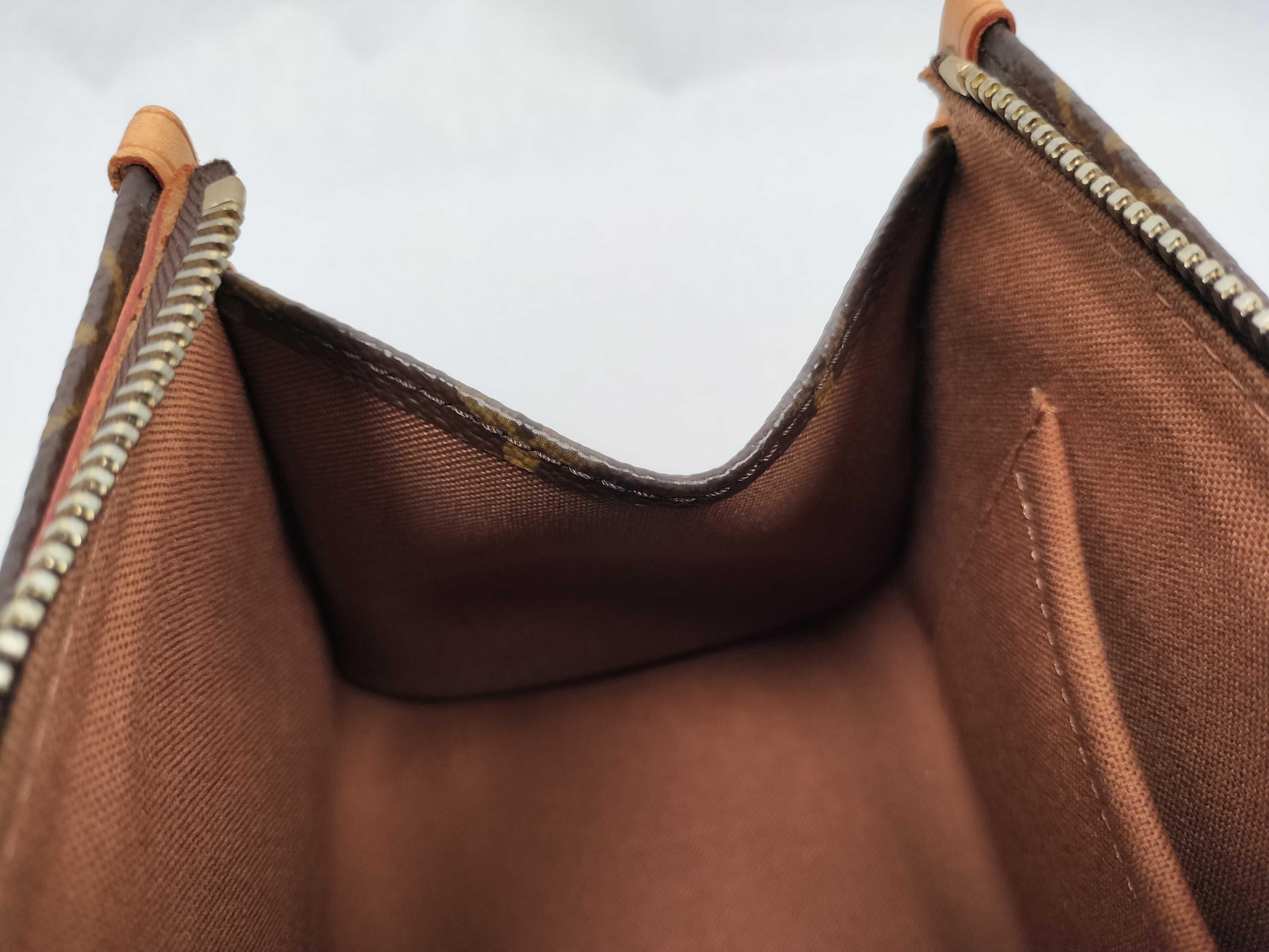 Monogram Louis Vuitton Popincourt Handbag M40009 Handbag — view 10