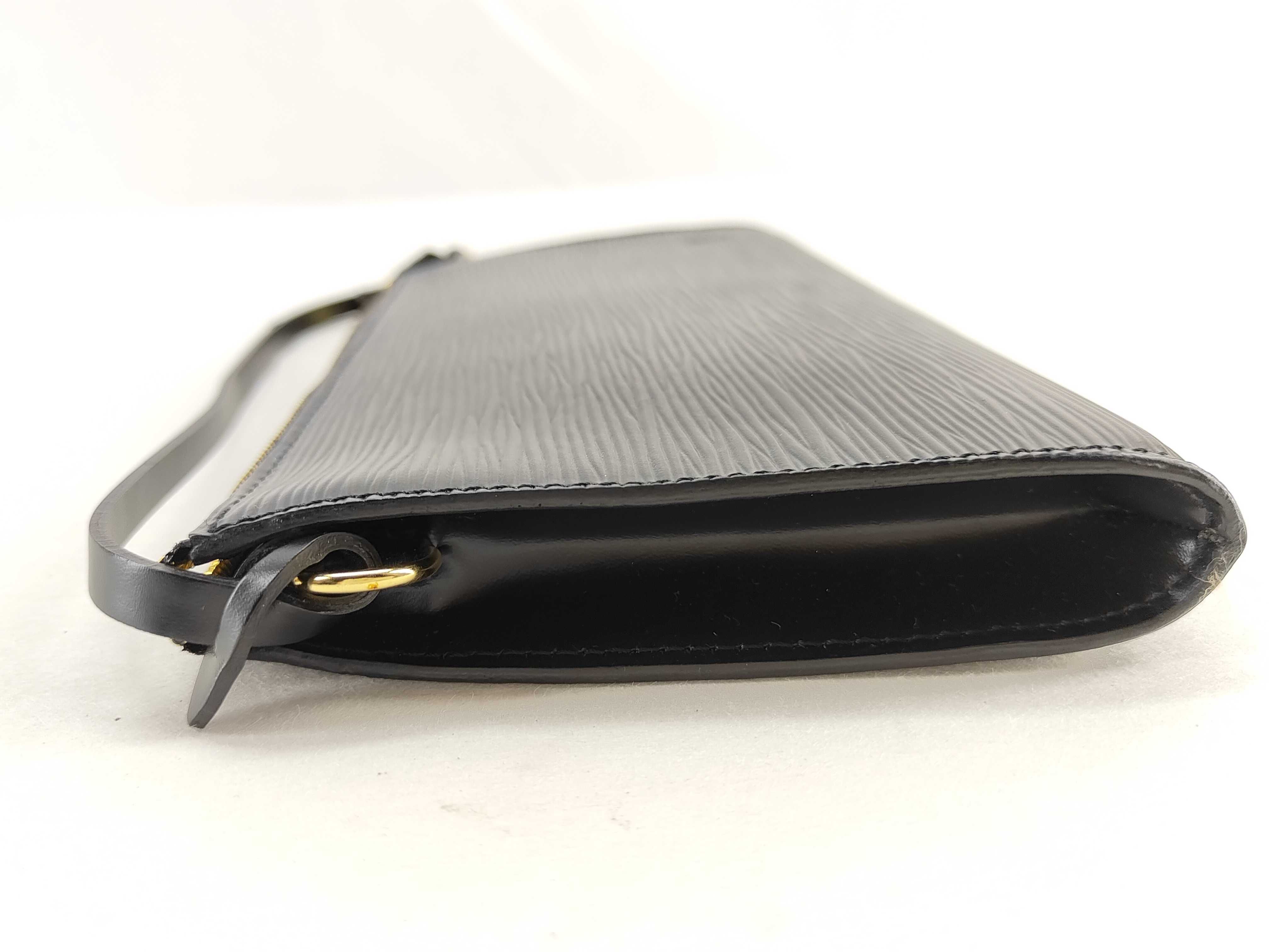 Epi Leather Pochette Accessoires M52952 AR1929 Pouch — view 12