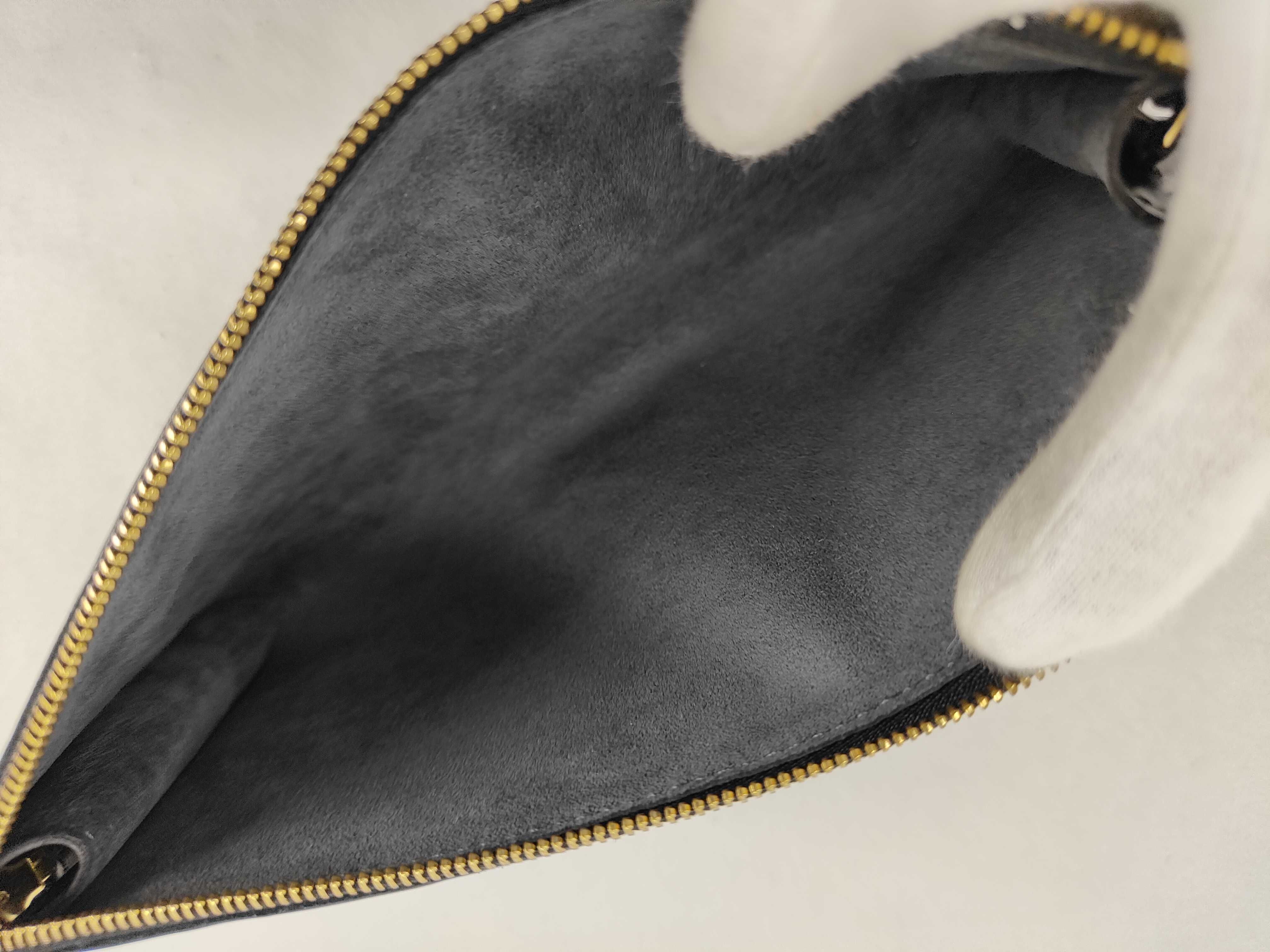 Epi Leather Pochette Accessoires M52952 AR1929 Pouch — view 9