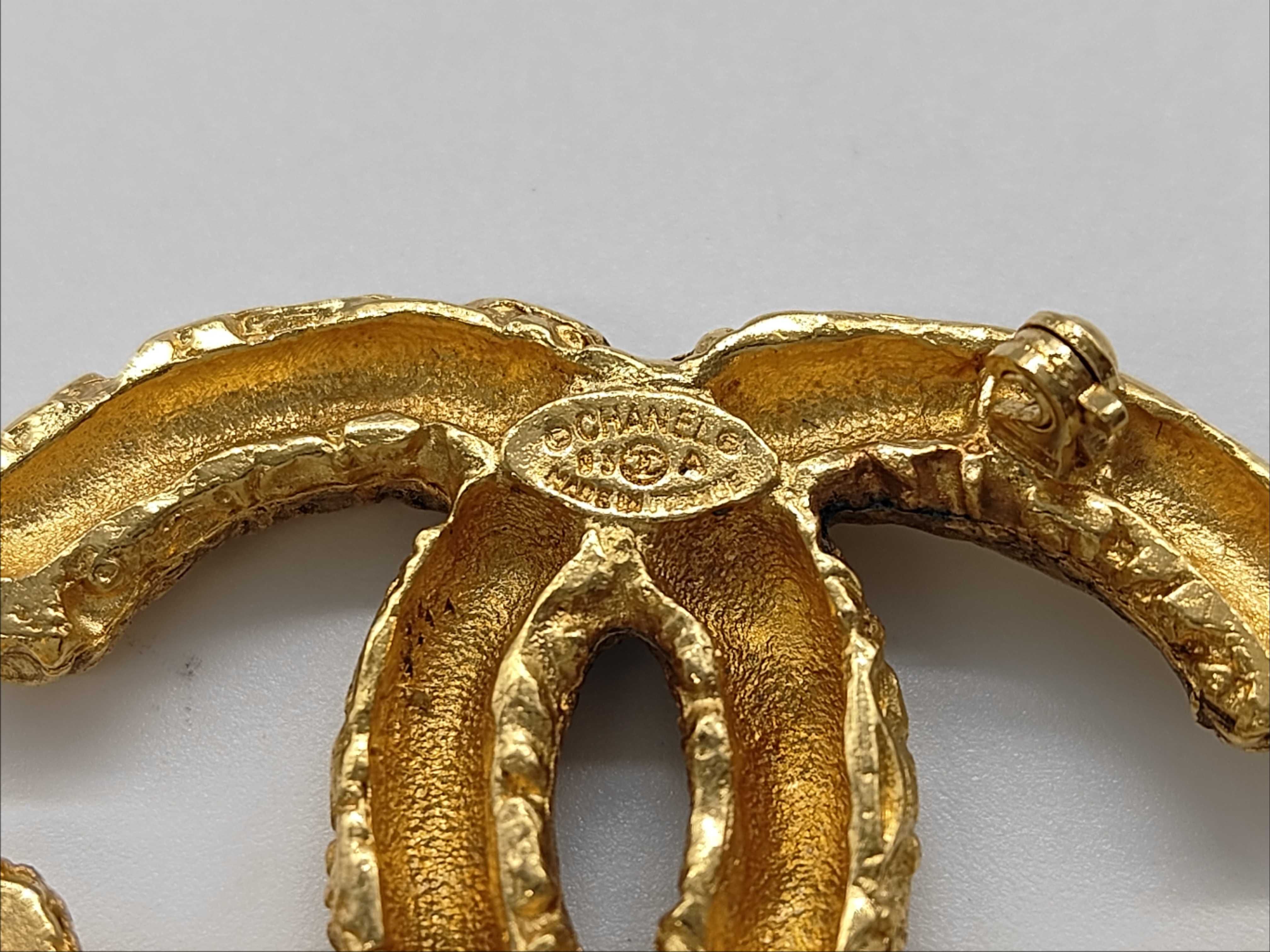 brooch with box, Magma design. — view 4