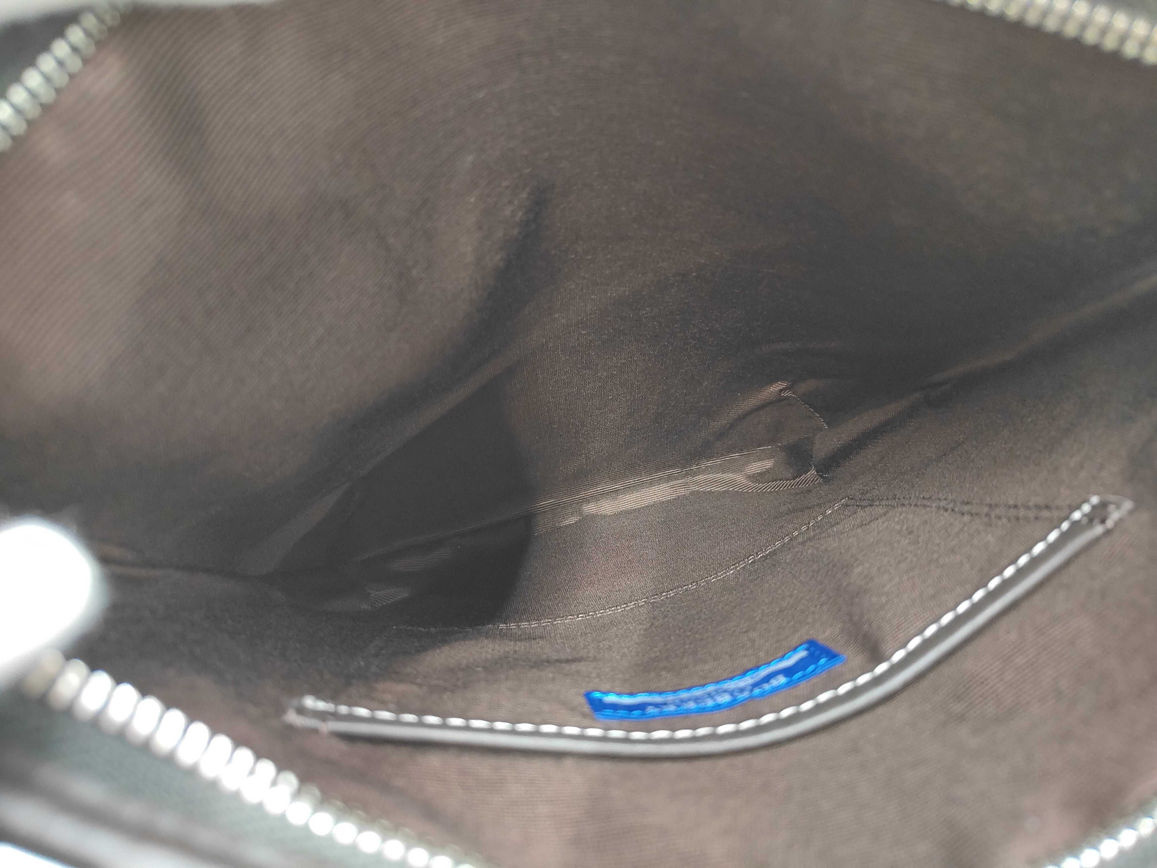 Blue Label Burberry Shoulder Bag — view 9