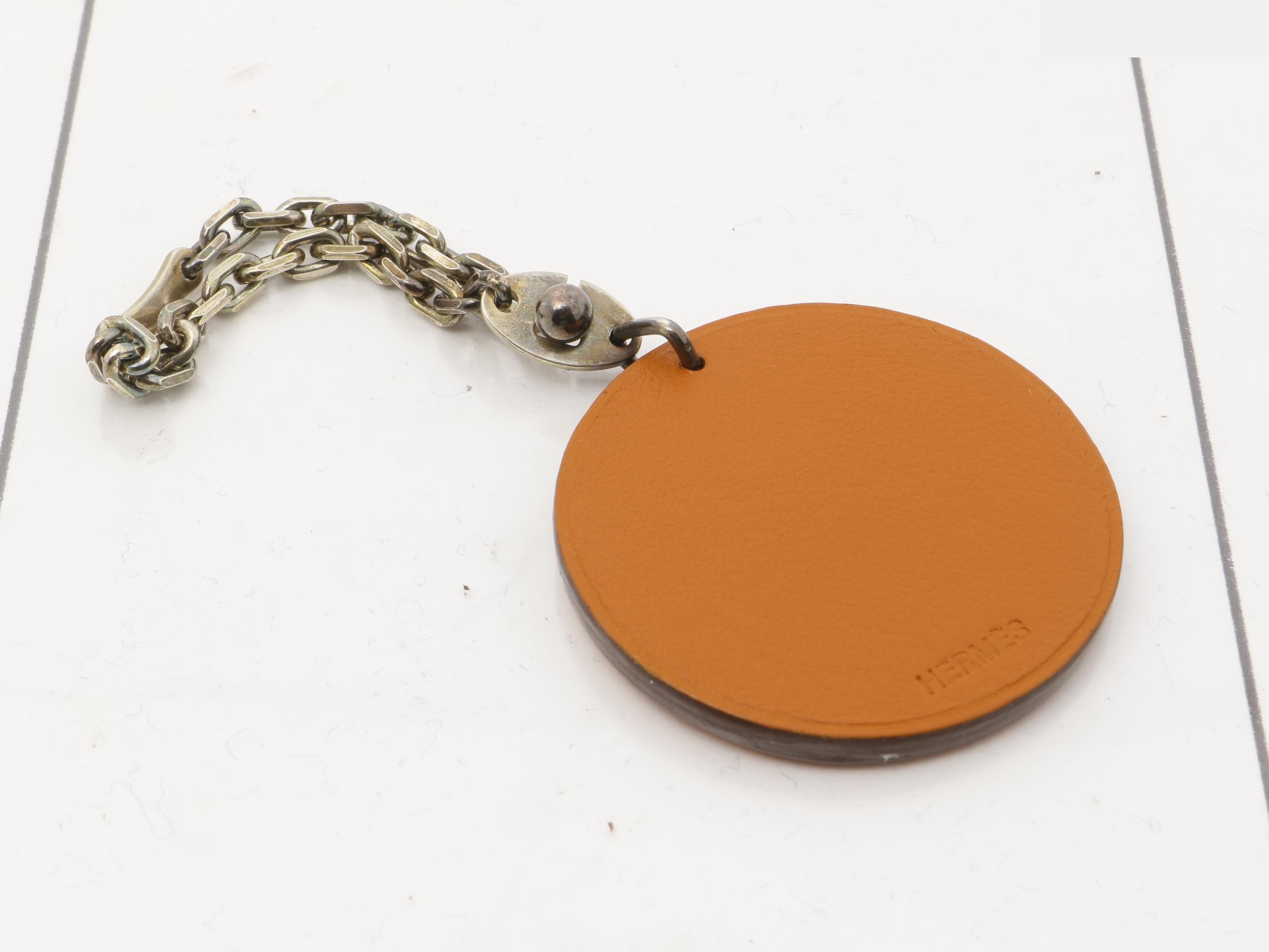 Lion charm, brown leather — view 2