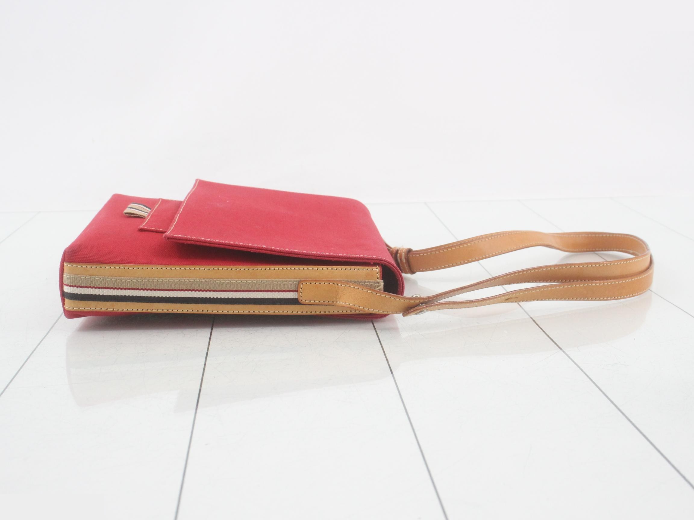 Canvas x Leather Shoulder Bag, Red — view 3