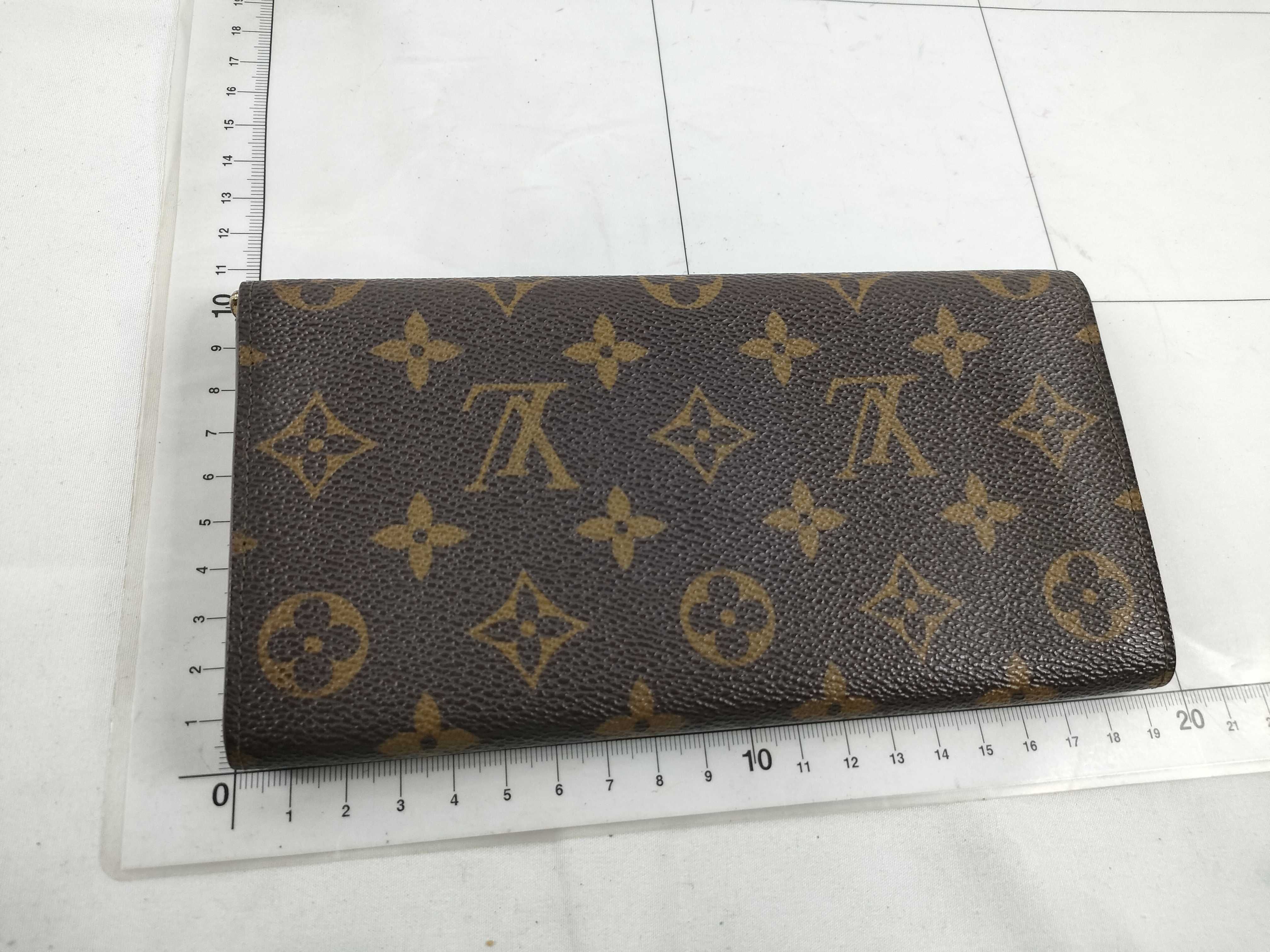 Monogram Louis Vuitton Monogram Long Wallet — view 2