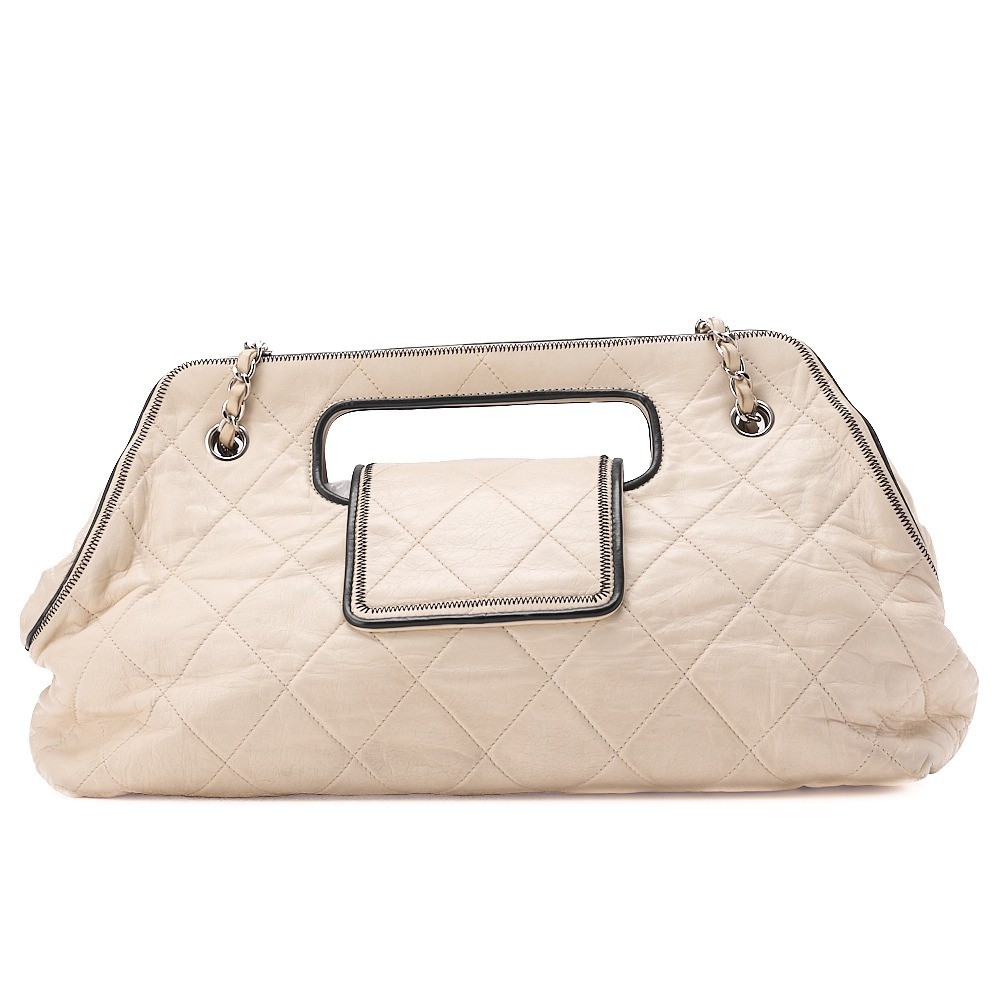 Lambskin Matelassé 2.55 Lock Chain Shoulder Bag, White — view 2