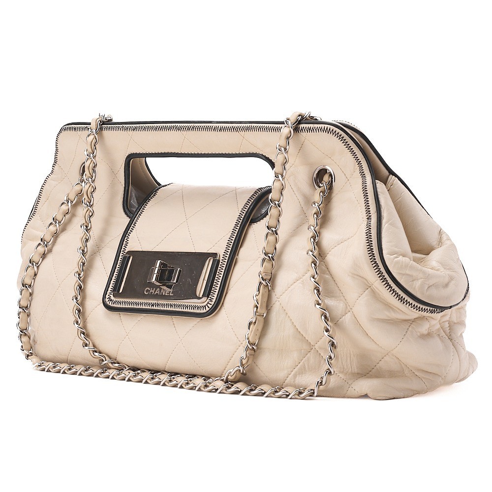 Lambskin Matelassé 2.55 Lock Chain Shoulder Bag, White — view 4