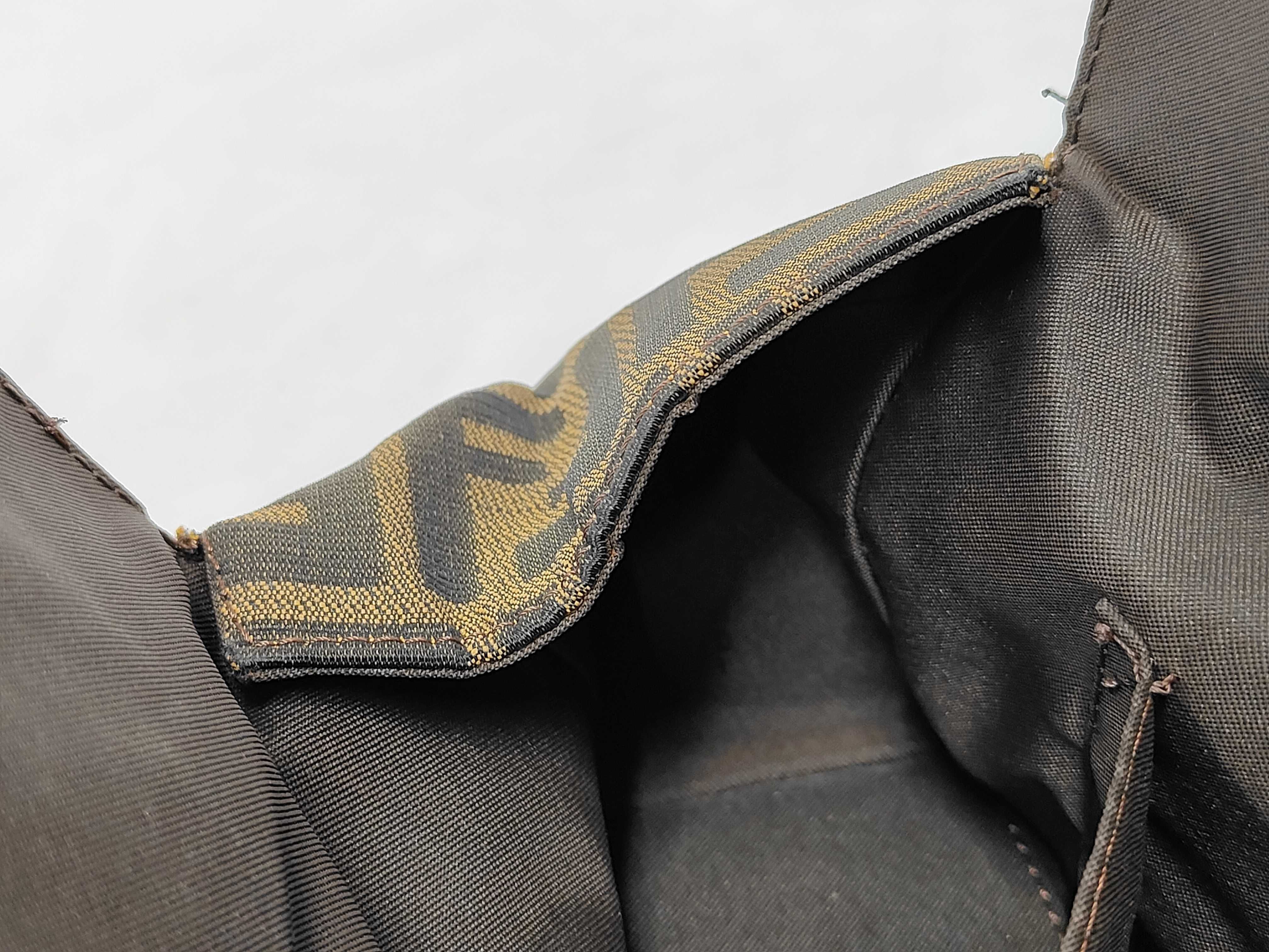 Zucca pattern Mamma Bucket shoulder bag with FF hardware. — view 12