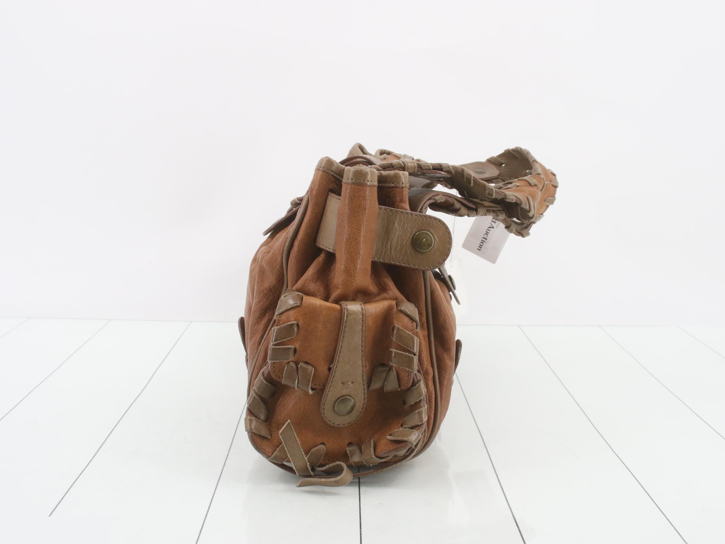 handbag — view 4