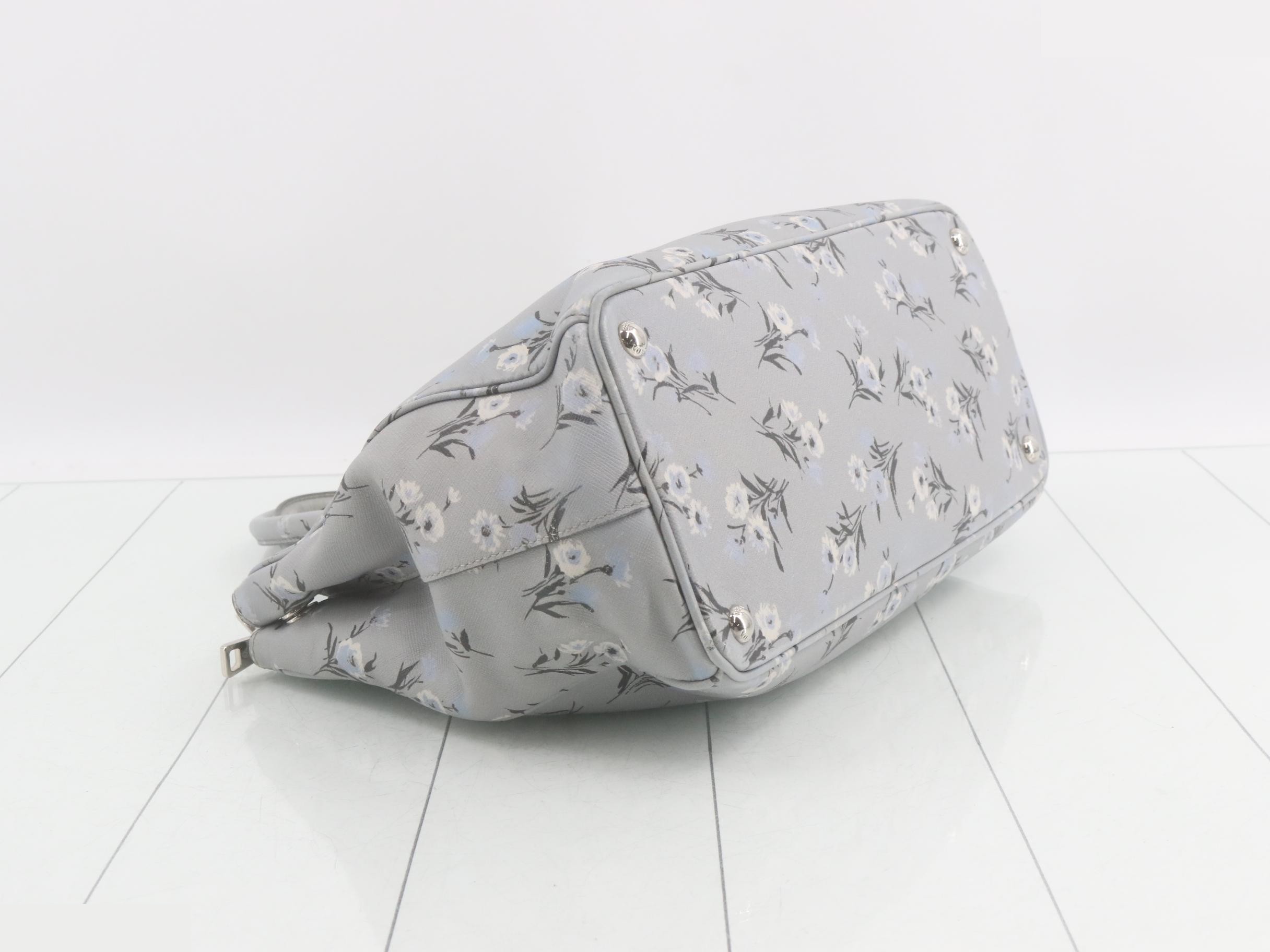 Authentic Prada Galleria shoulder bag for women, gray and blue, crossbody style, floral design. — view 5