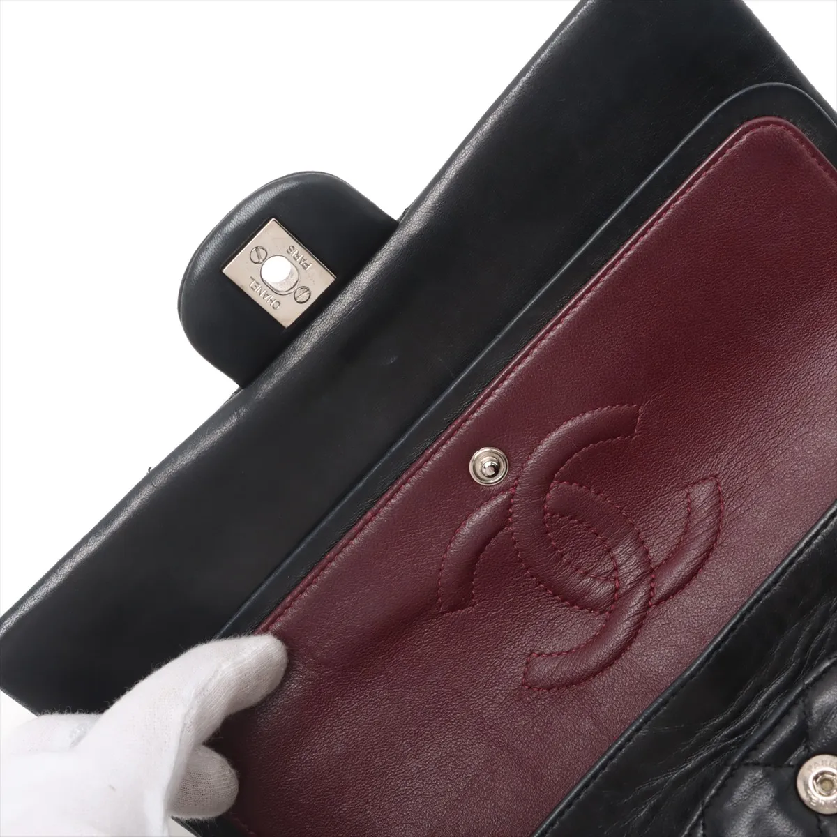 Matelasse 25 Lambskin Double Flap Double Chain Bag Black Gold Hardware 13179620 Q:2013 A01112 — view 12