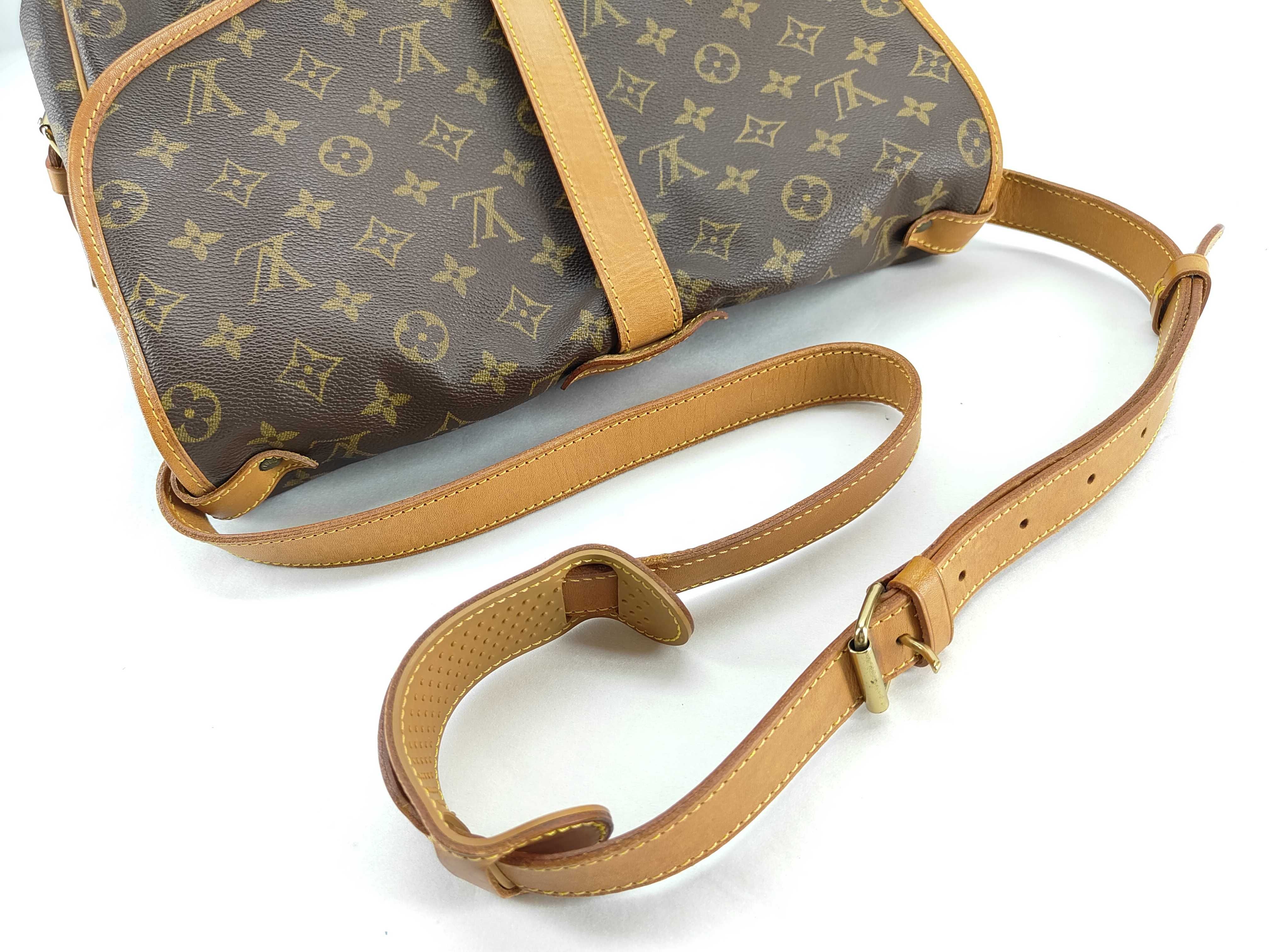 Monogram Louis Vuitton Saumur 35 Shoulder Bag — view 3