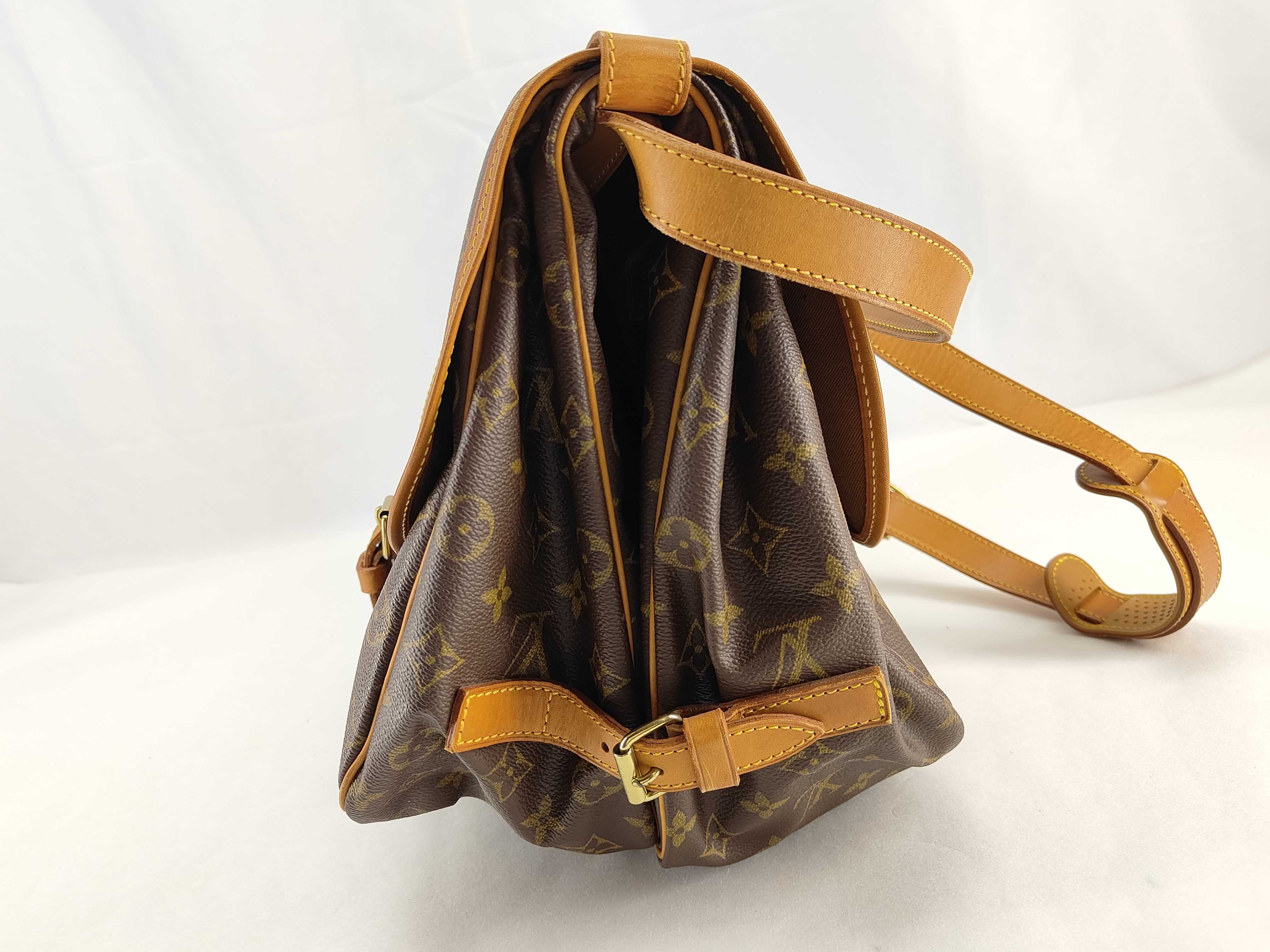 Monogram Louis Vuitton Saumur 35 Shoulder Bag — view 8