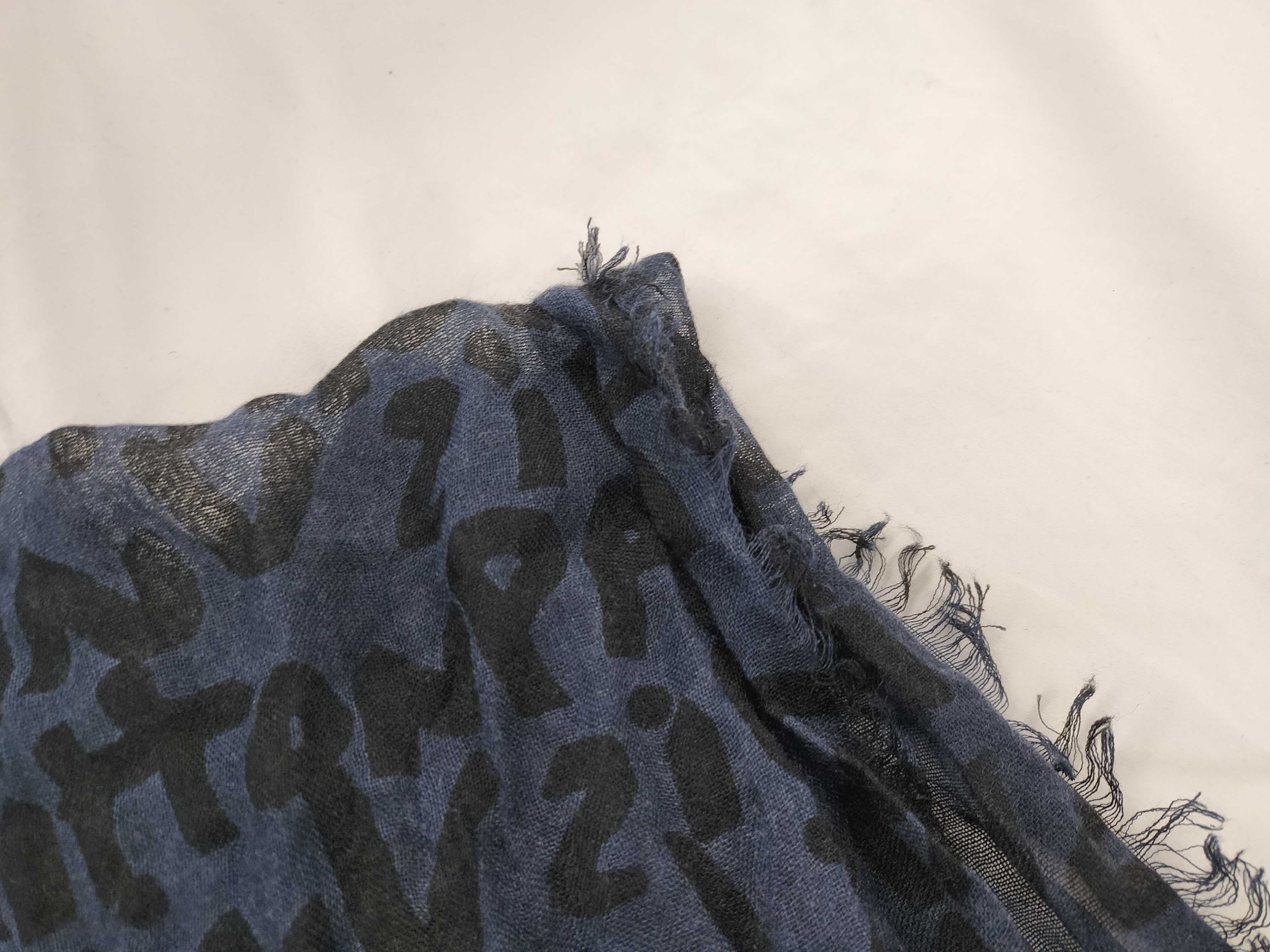 MP1344 Scarf, Black x Navy, Other Accessories — view 5