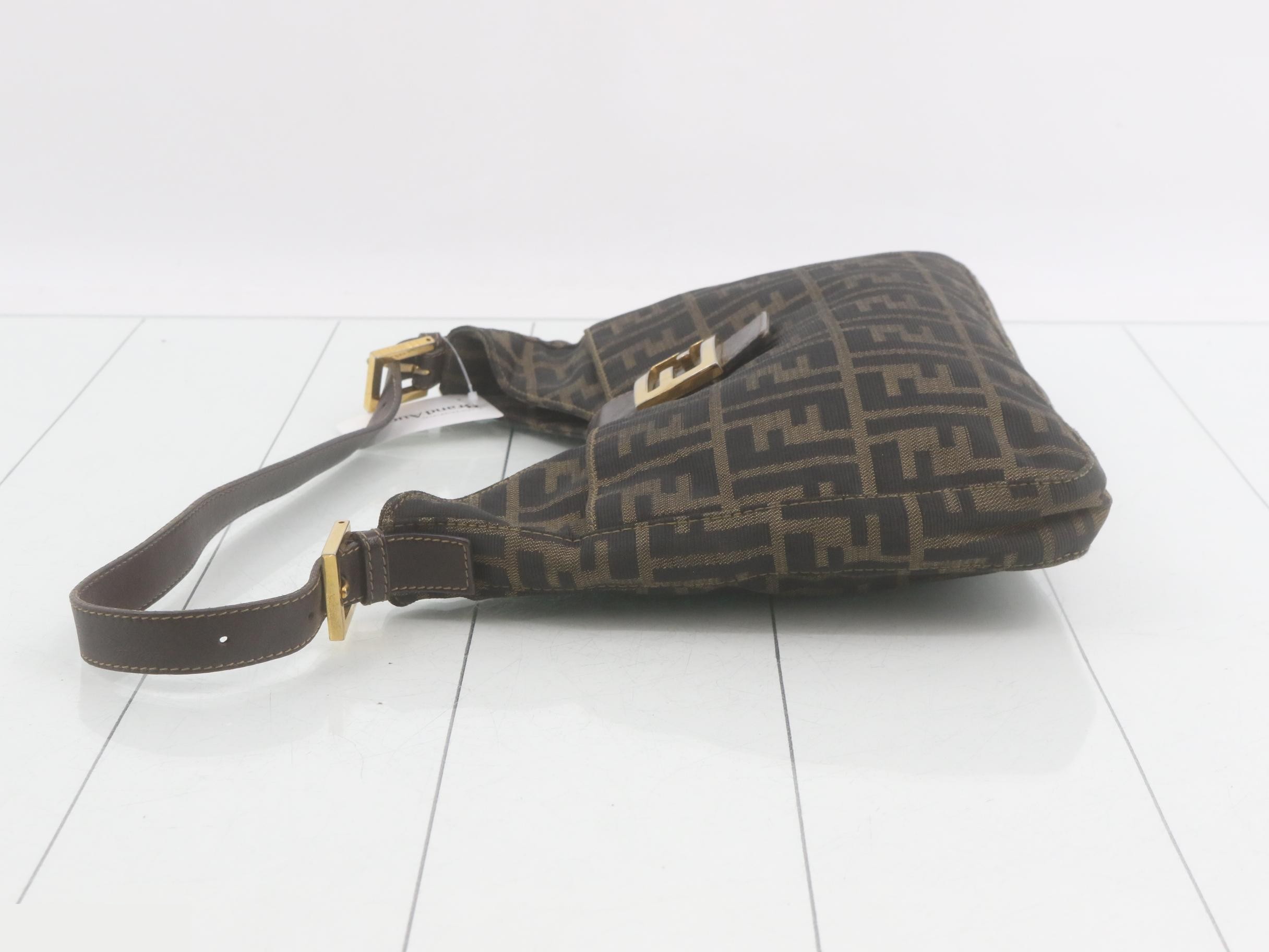 Shoulder bag — view 4