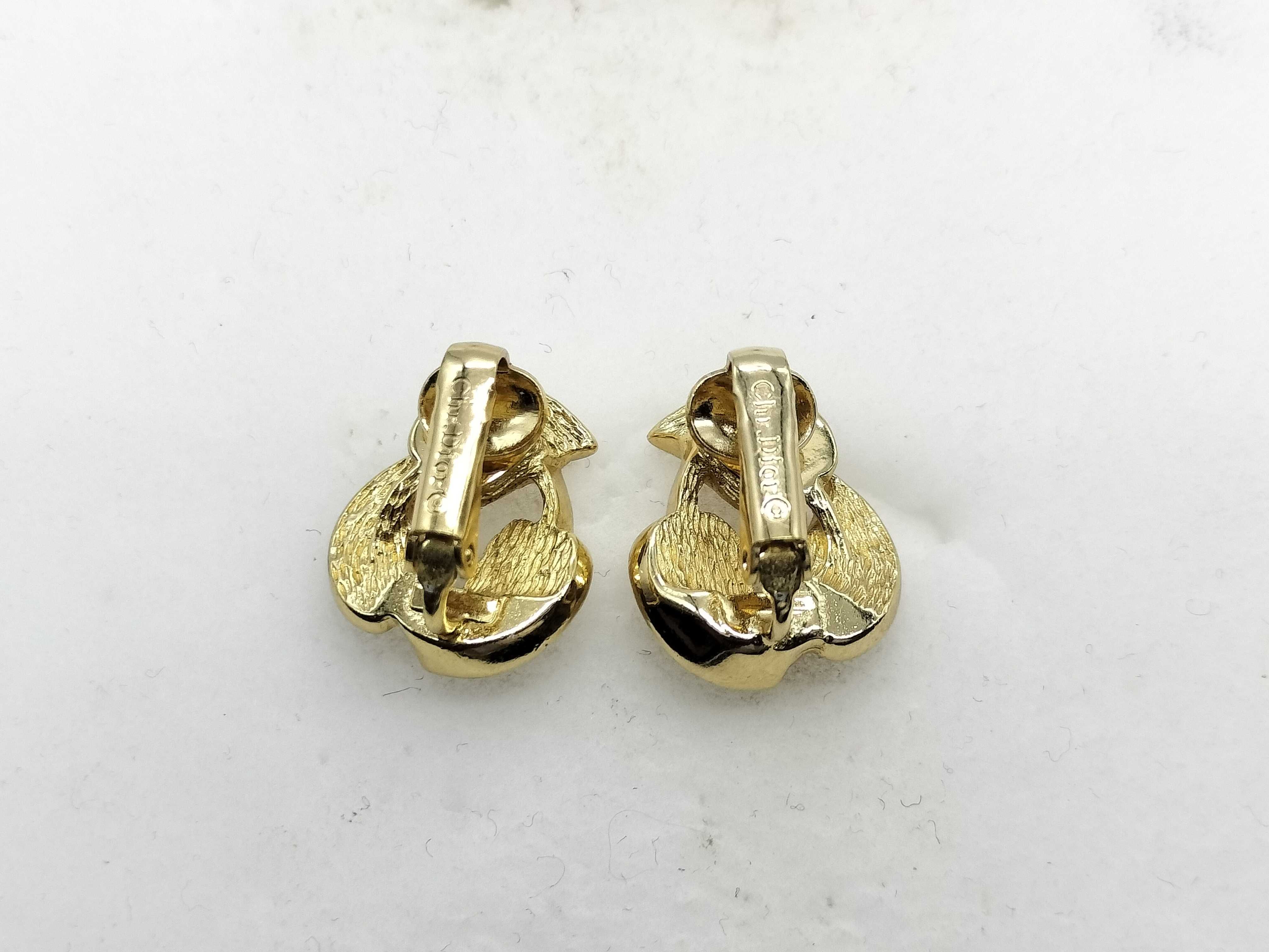 Earrings — view 3