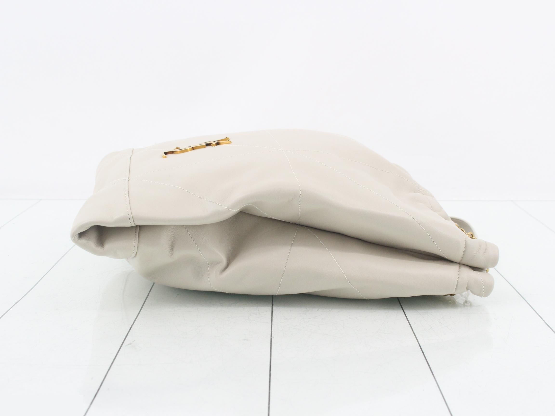 Jamie bag/shoulder bag, unused, with pouch. — view 3