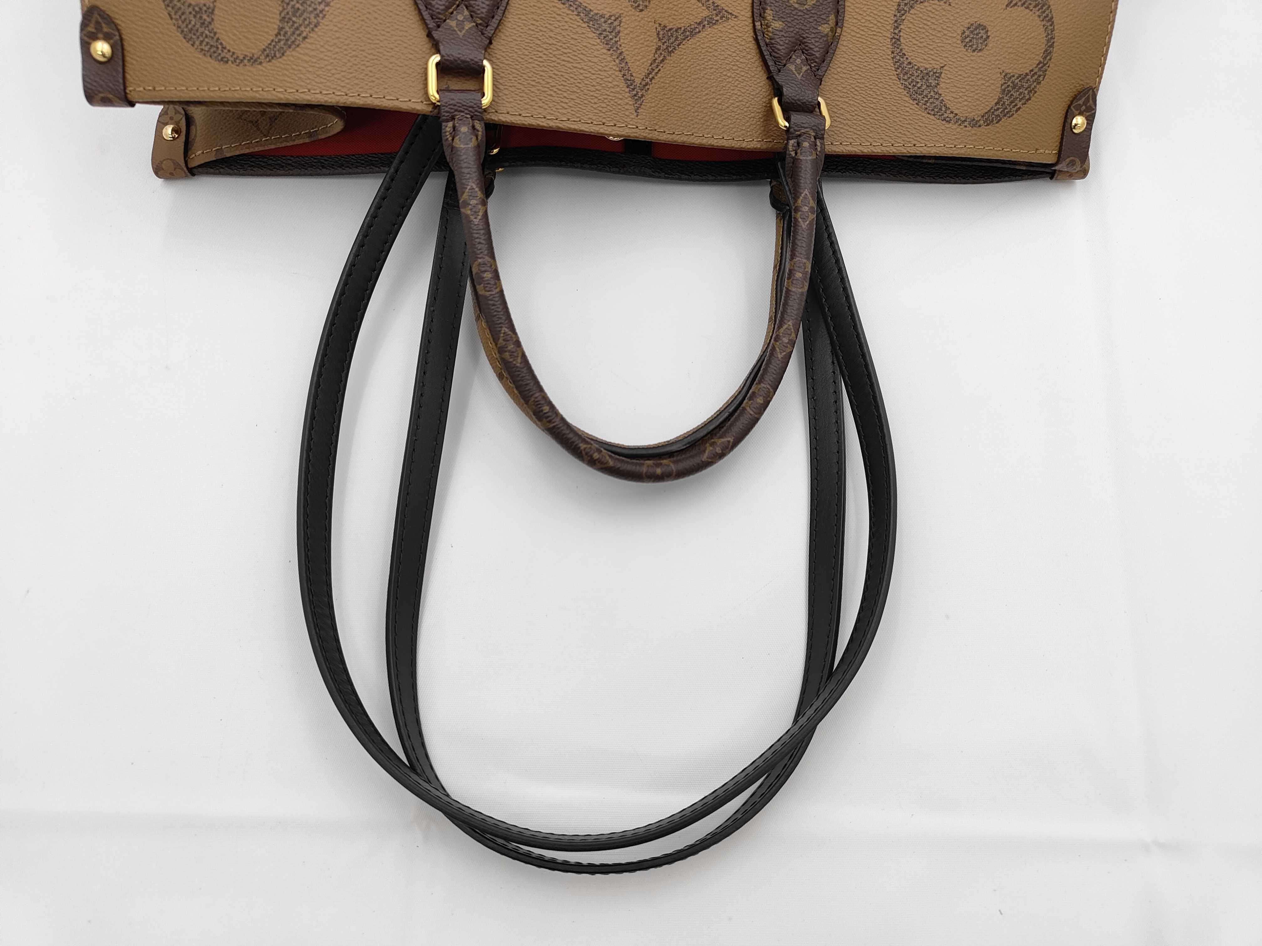 OnTheGo GM Reverse Monogram M44576 Bag — view 3