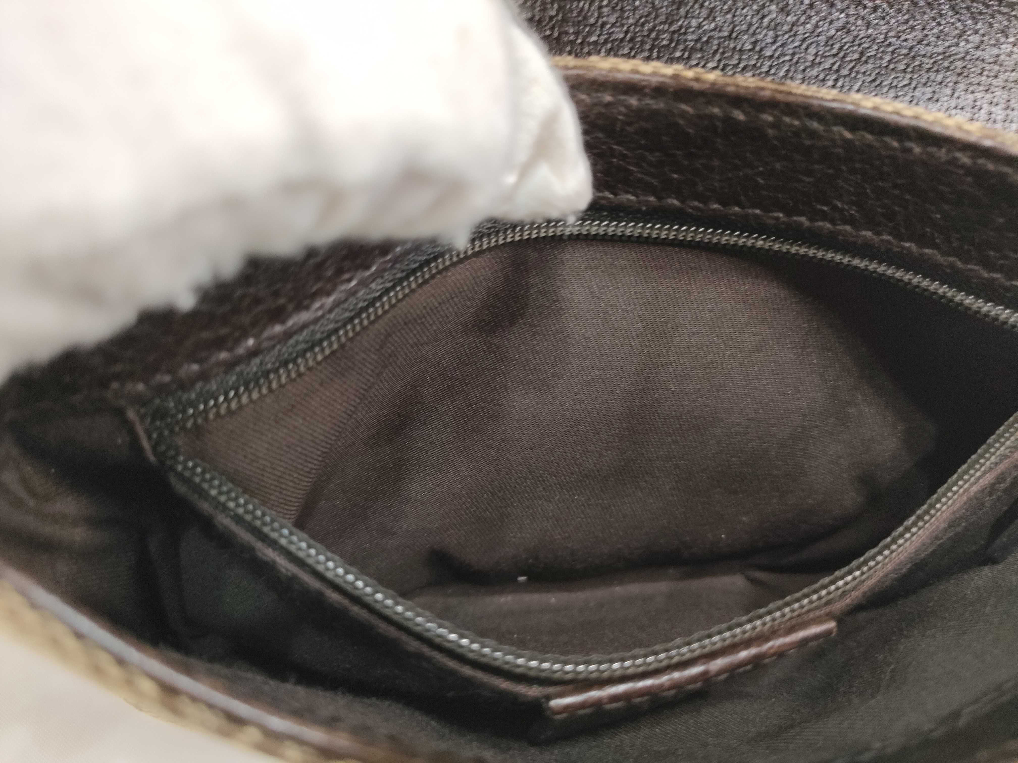 GG Canvas Waist Bag (Brown) — view 15