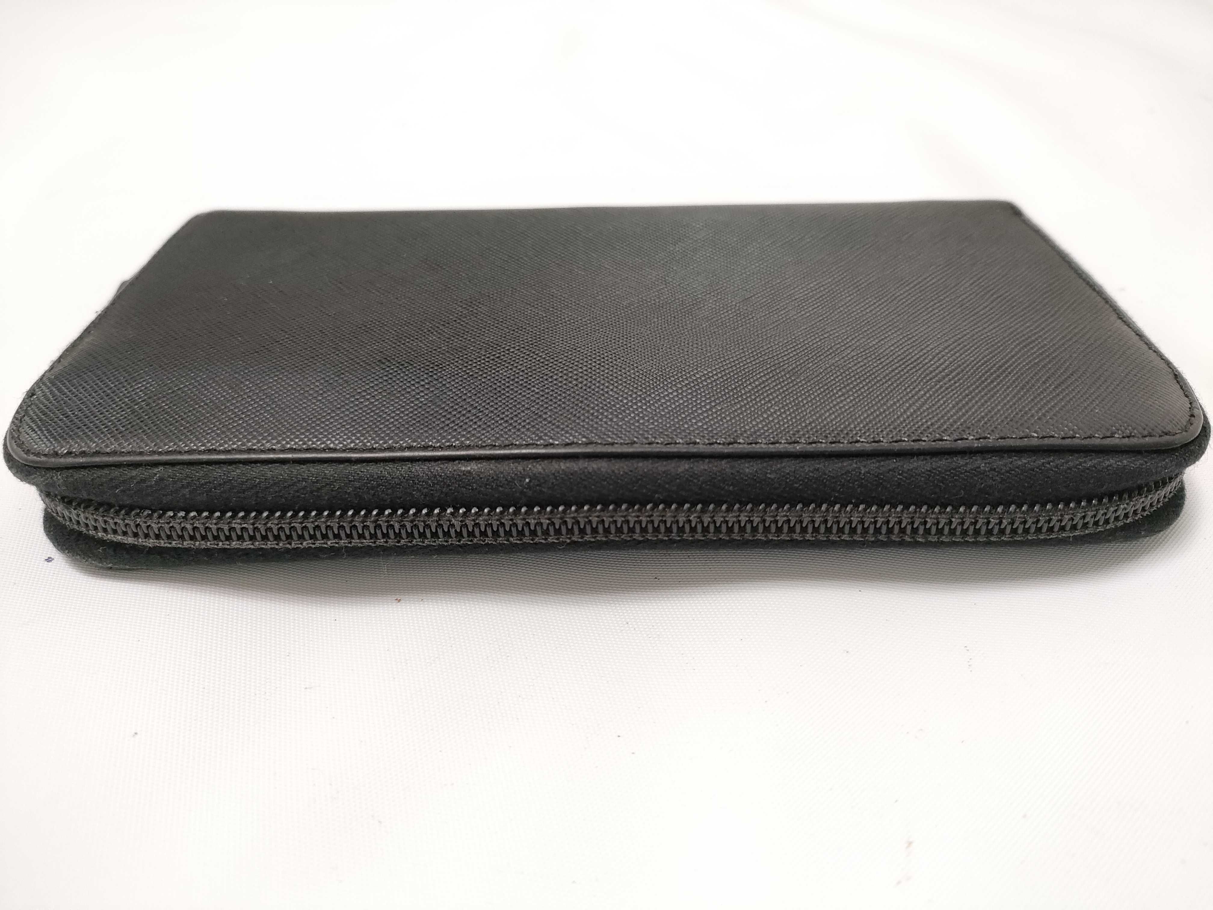 Saffiano Round Wallet — view 4