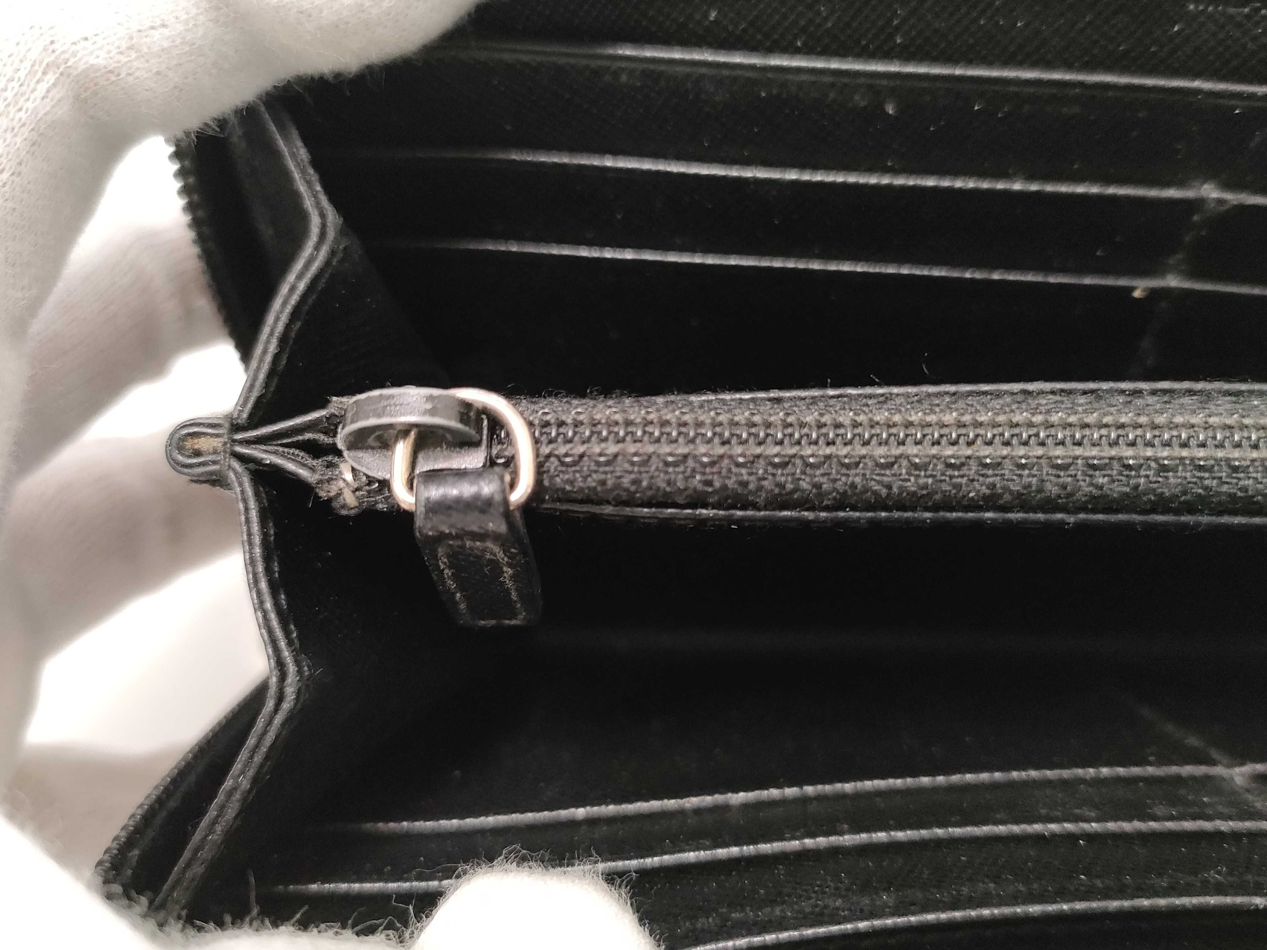 Saffiano Round Wallet — view 9