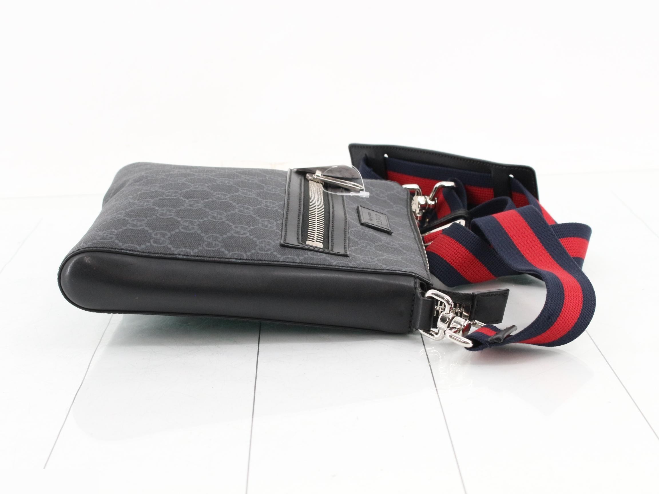 PVC GG Supreme Sherry Shoulder Bag, Black/Red, Silver Hardware — view 3