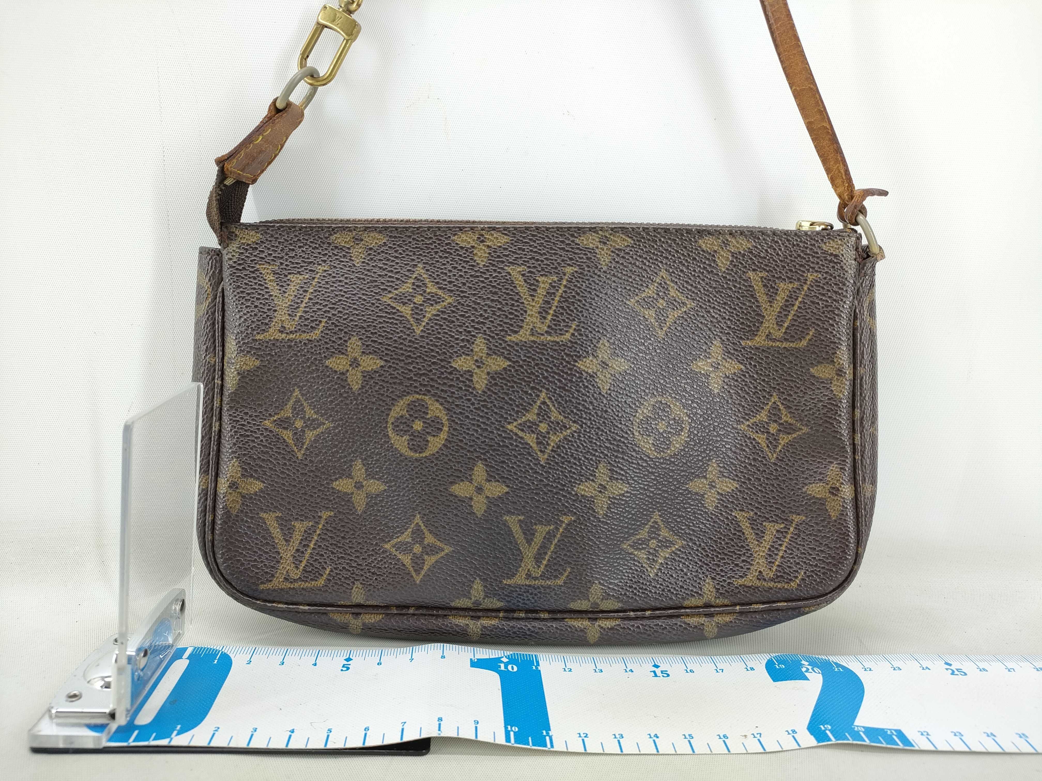 Monogram Pochette Accessoires M51980 SL0021 Handbag — view 2