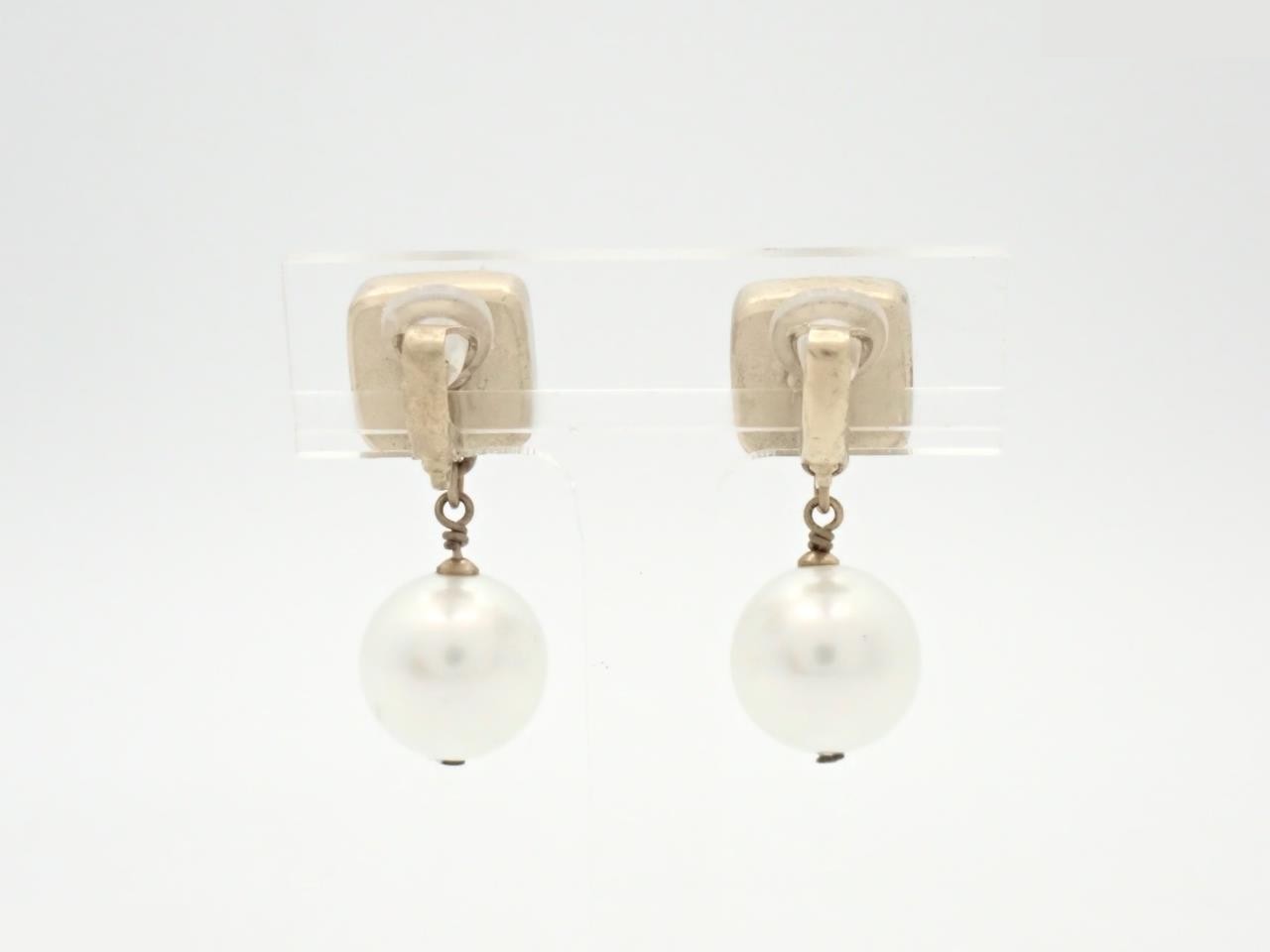Cocomark gold pearl earrings — view 2