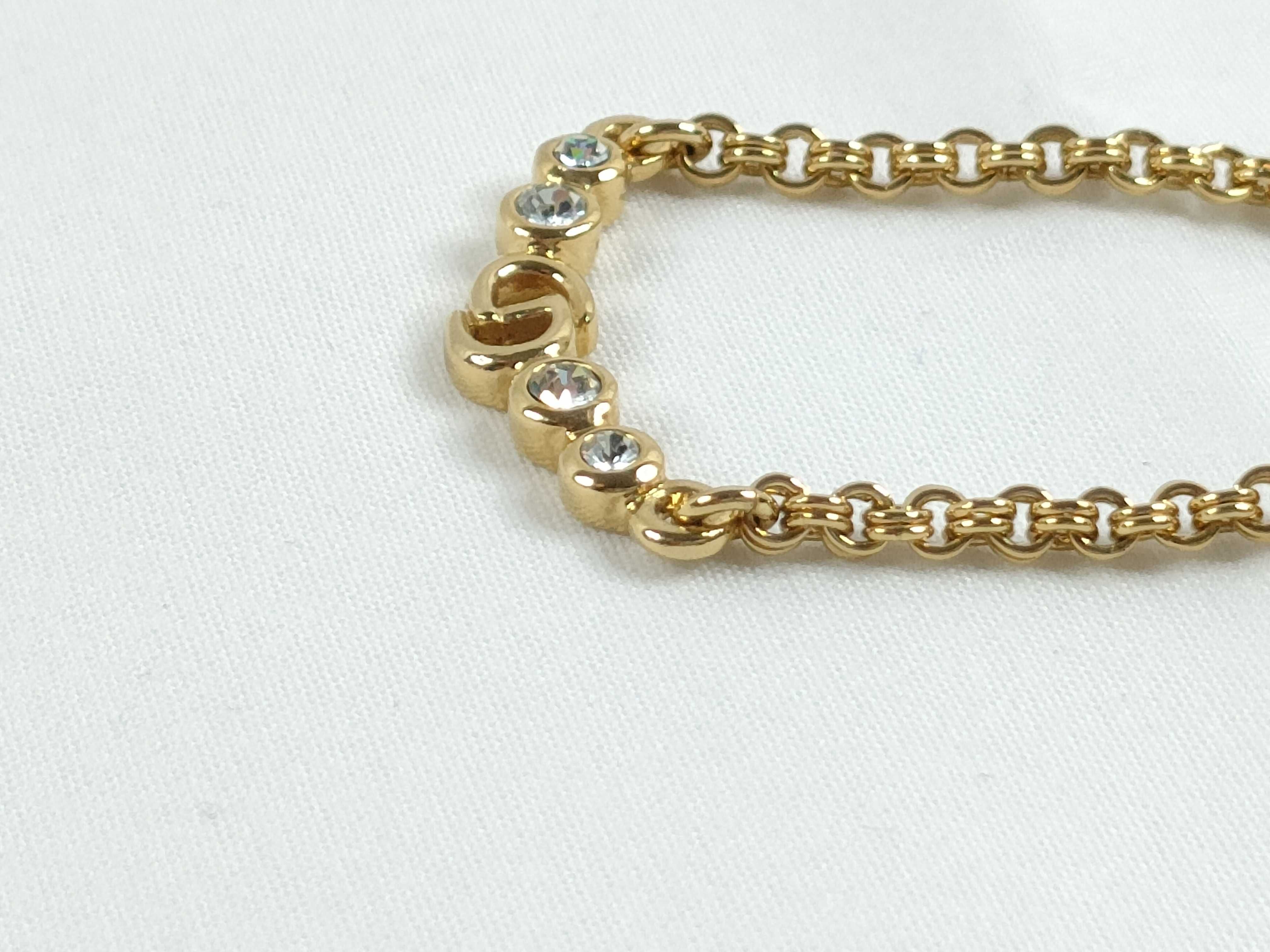 necklace — view 3