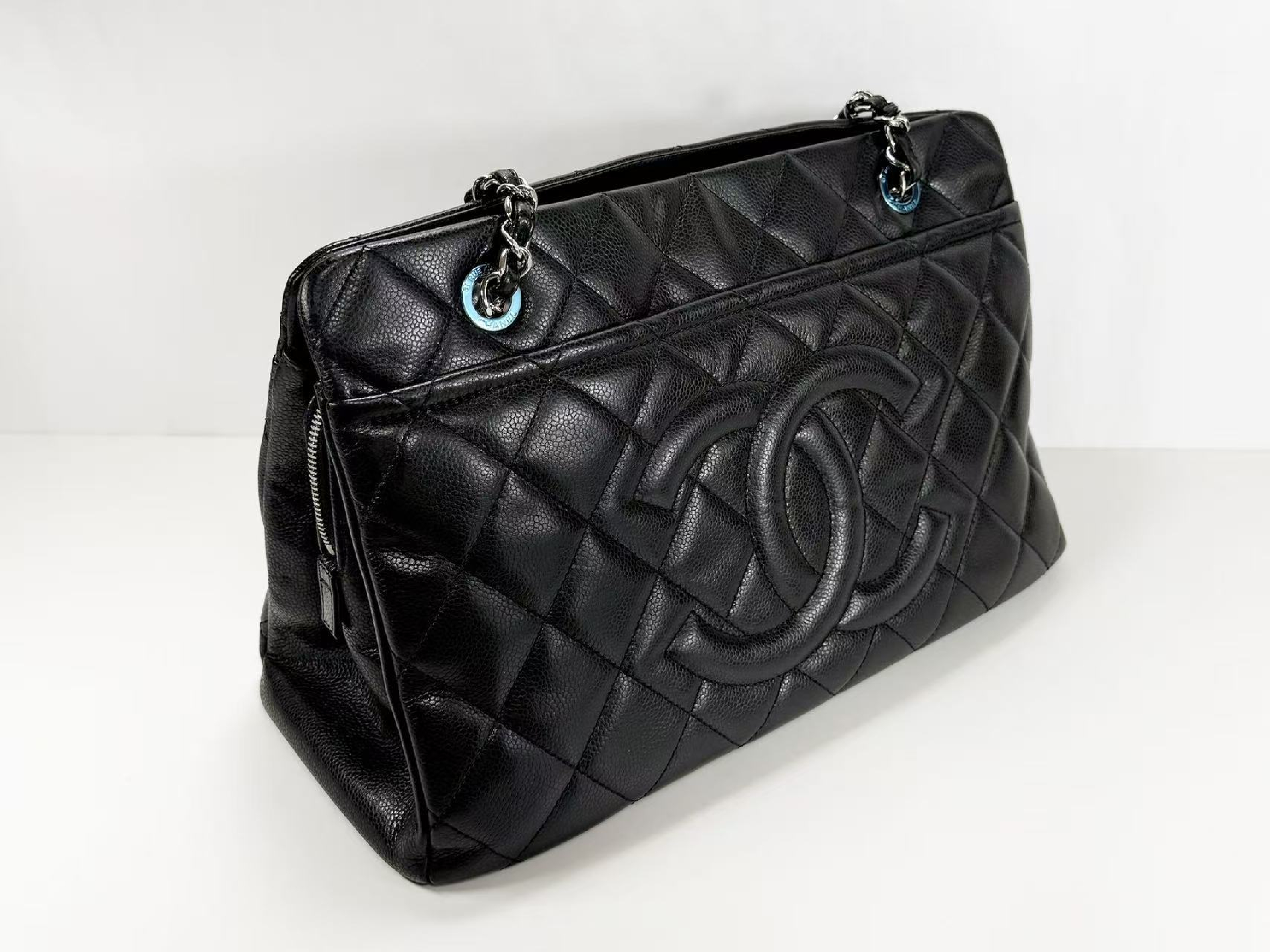 Black Caviar Leather Large Coco Matelassé Tote Bag, W38/H24/D14cm (approx.), Serial Number , with dust bag and seal, silver hardware, chain tote bag, 17728133, Excellent Condition, Grade A. — view 6