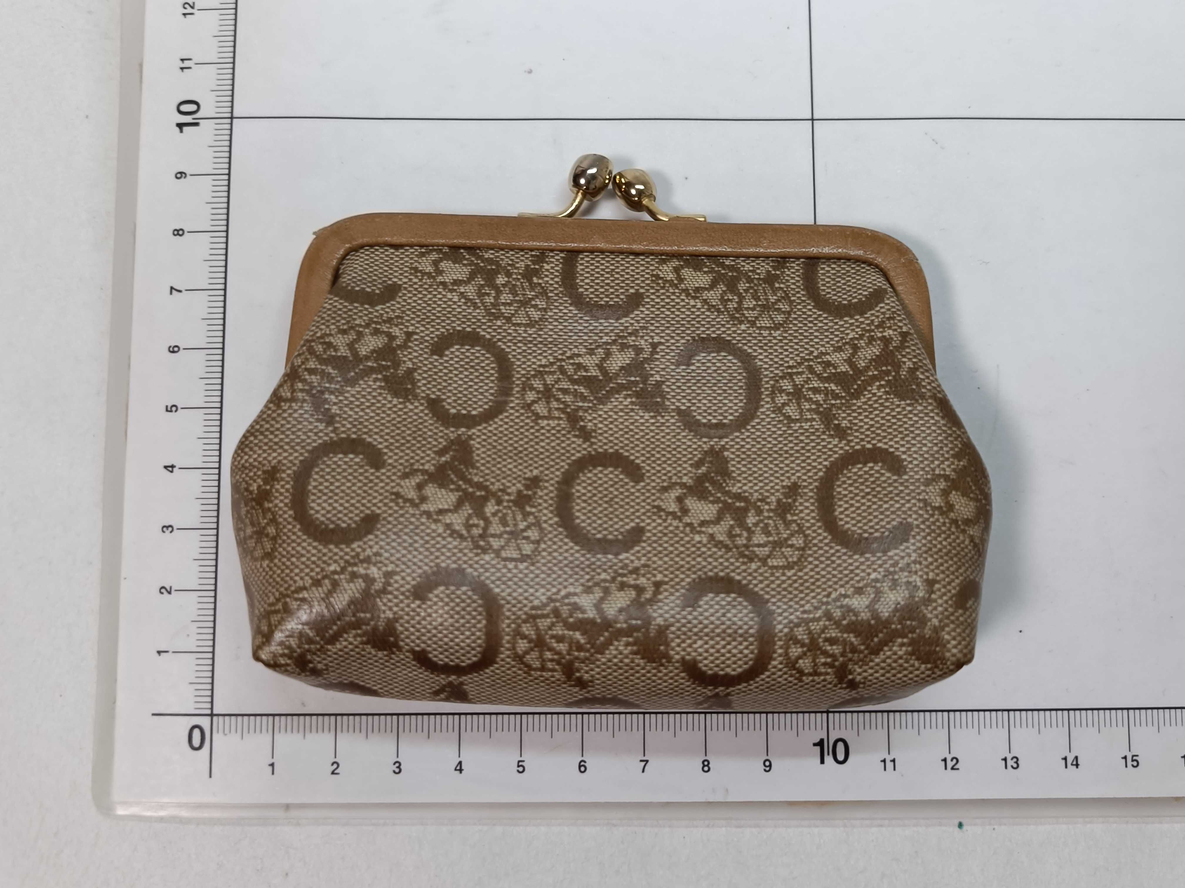 coin purse, coin case with clasp — view 2