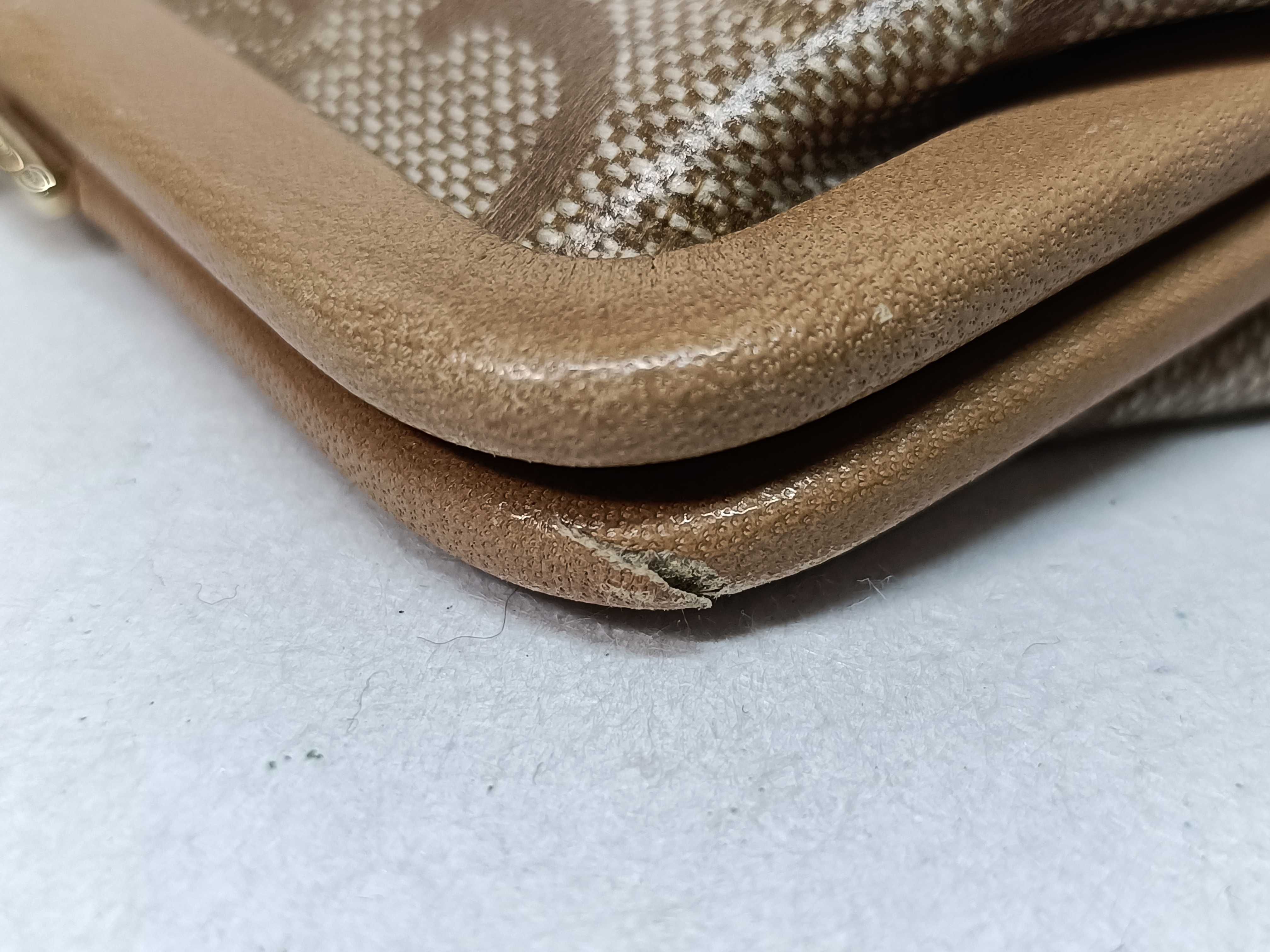 coin purse, coin case with clasp — view 12