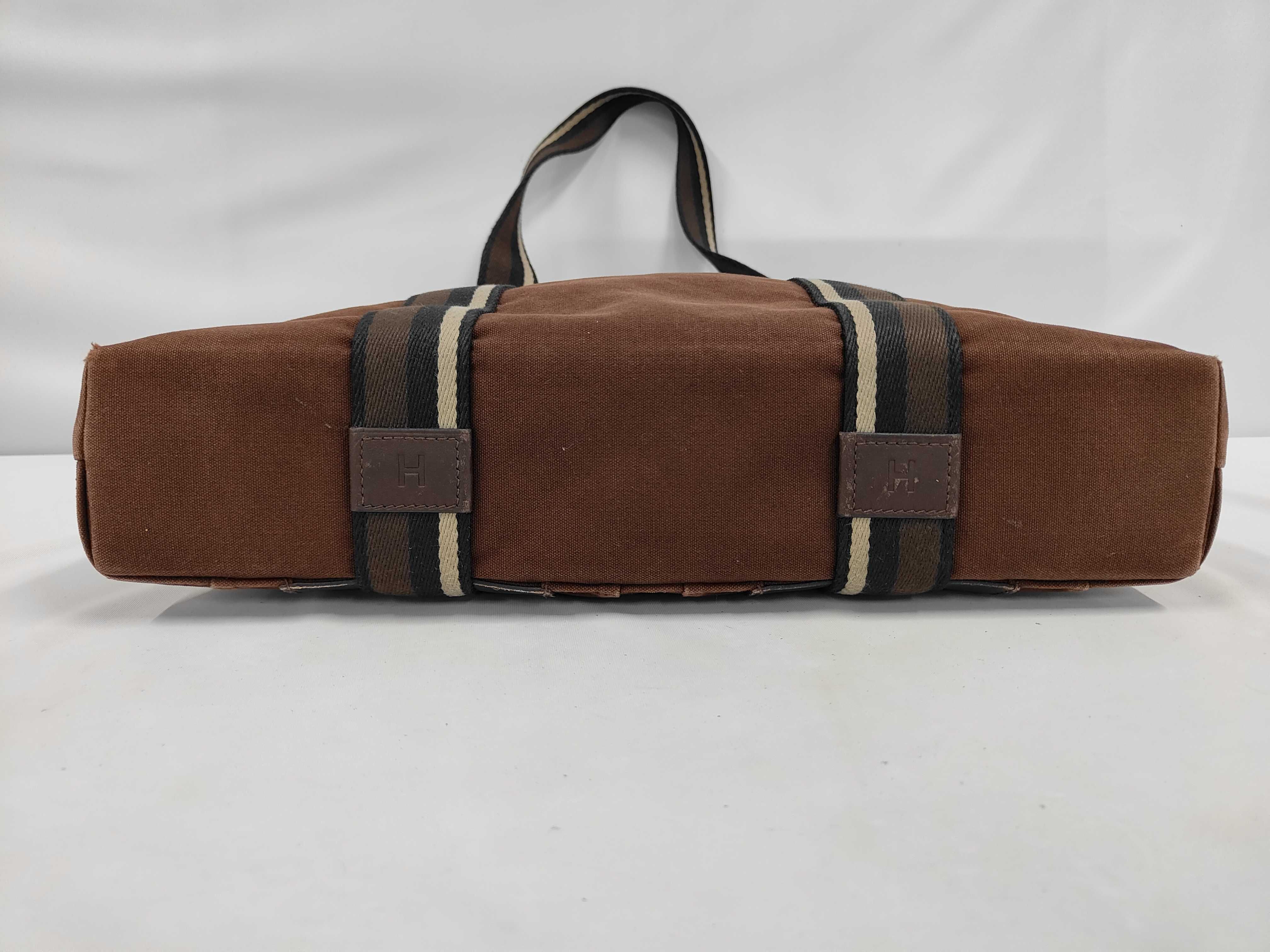 Troca Horizontal Tote Bag — view 3