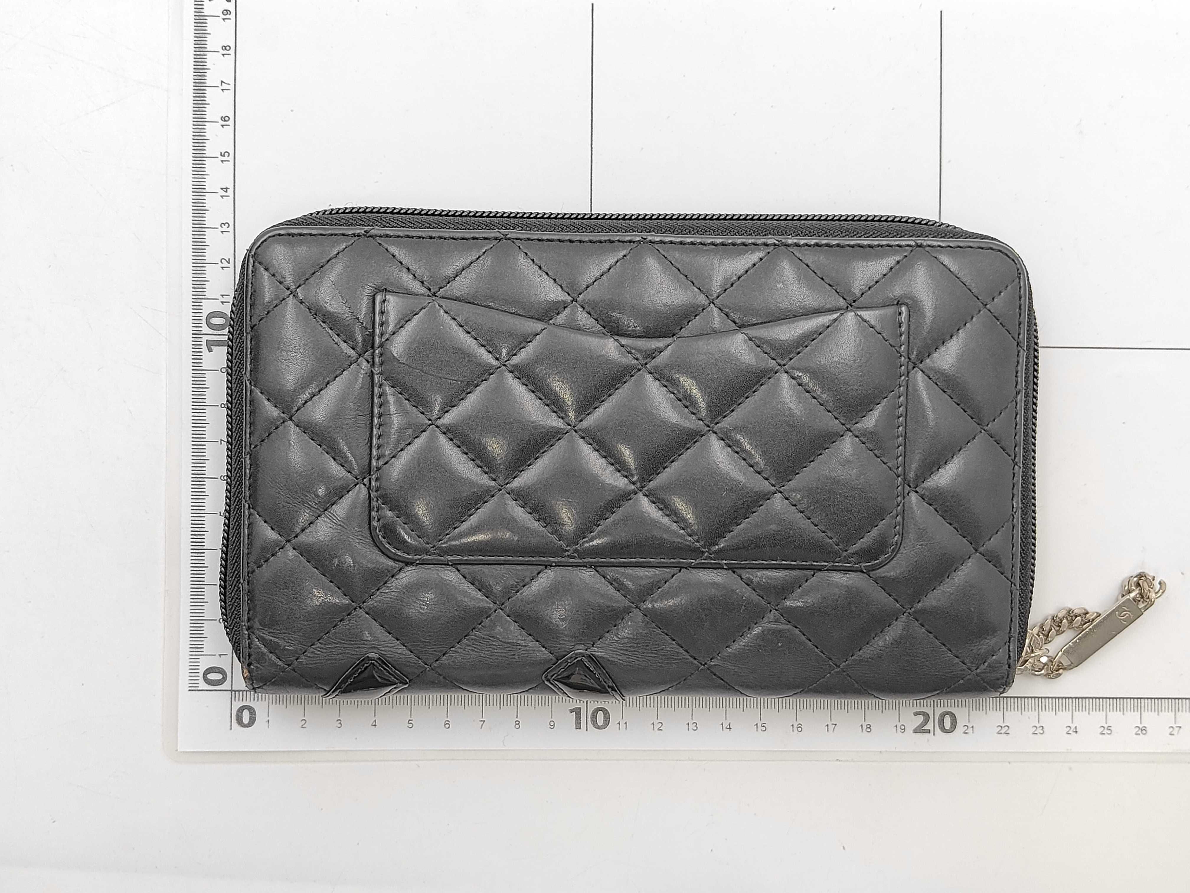 Cambon Line Round Zipper Organizer Wallet — view 2