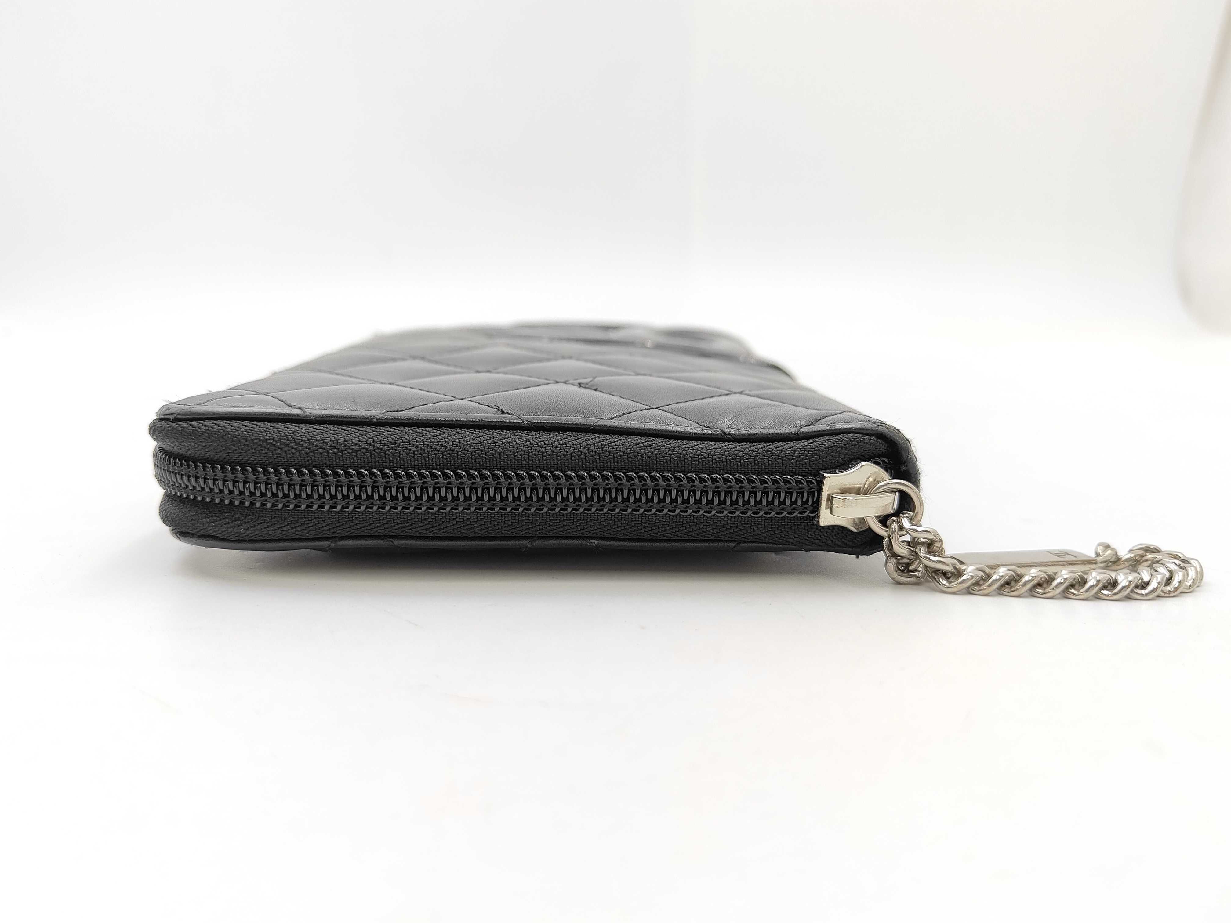 Cambon Line Round Zipper Organizer Wallet — view 6