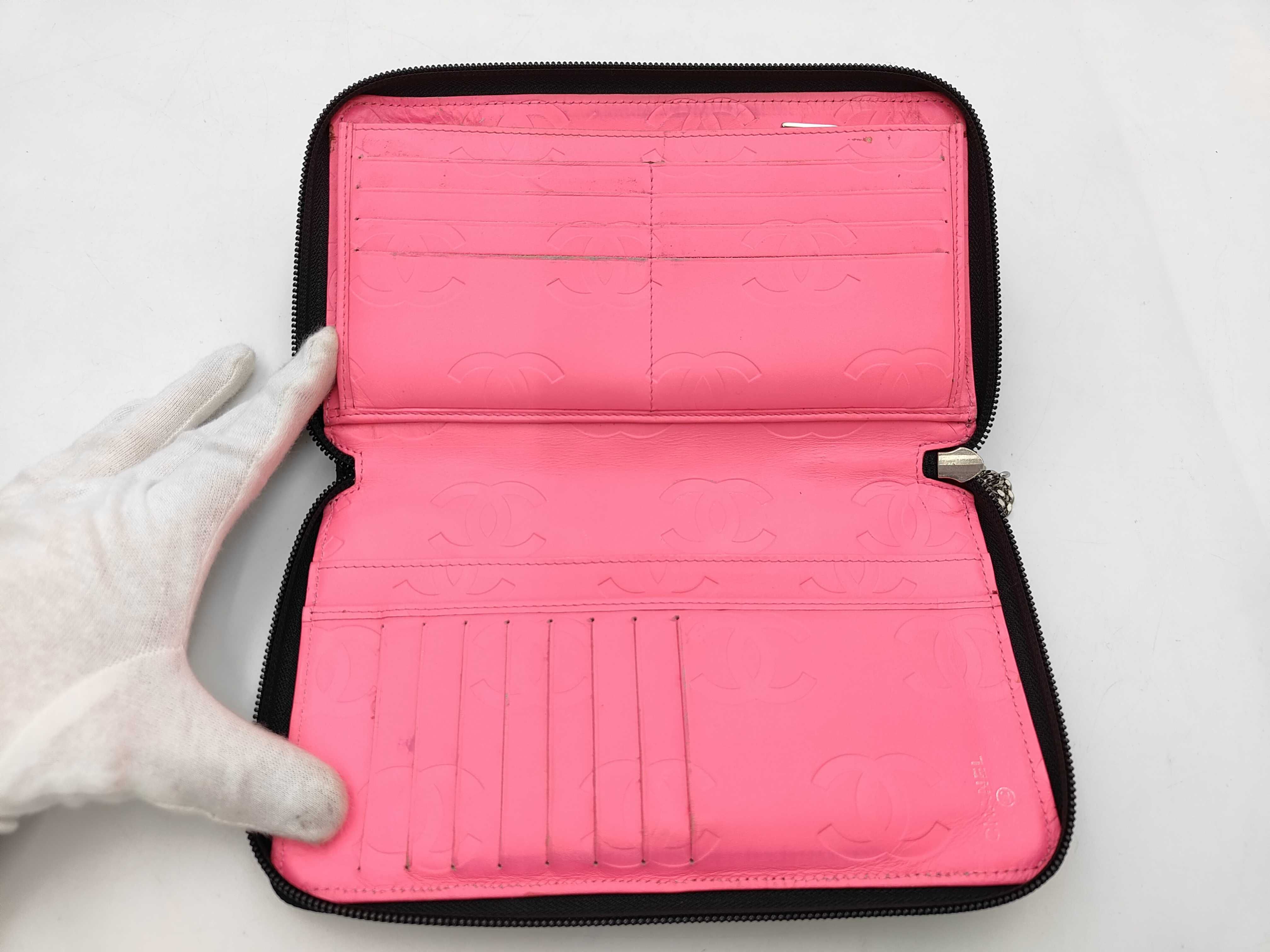 Cambon Line Round Zipper Organizer Wallet — view 8