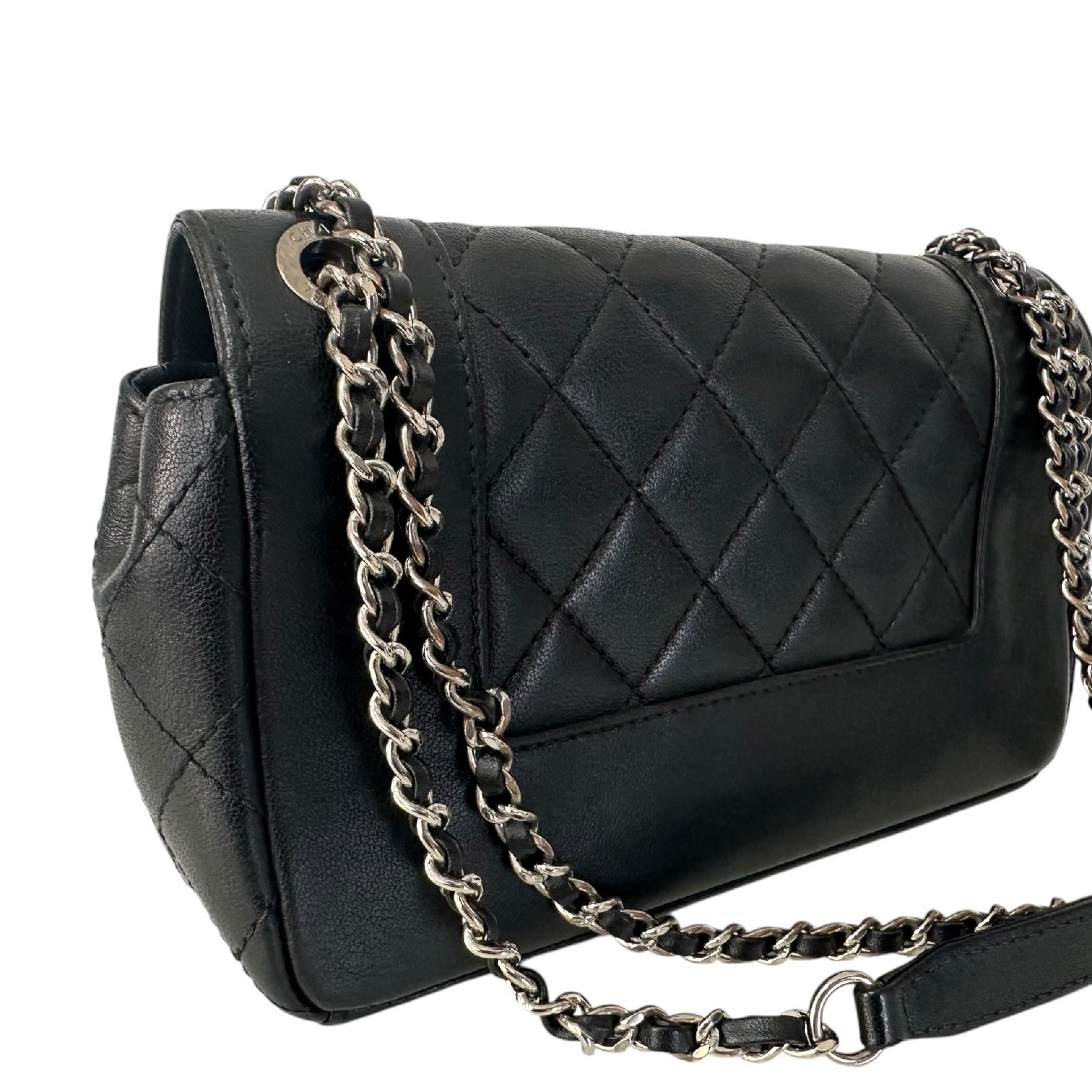 Matelassé Lambskin Single Flap Double Chain Shoulder Bag, Black with Silver Hardware, 23791544 — view 6