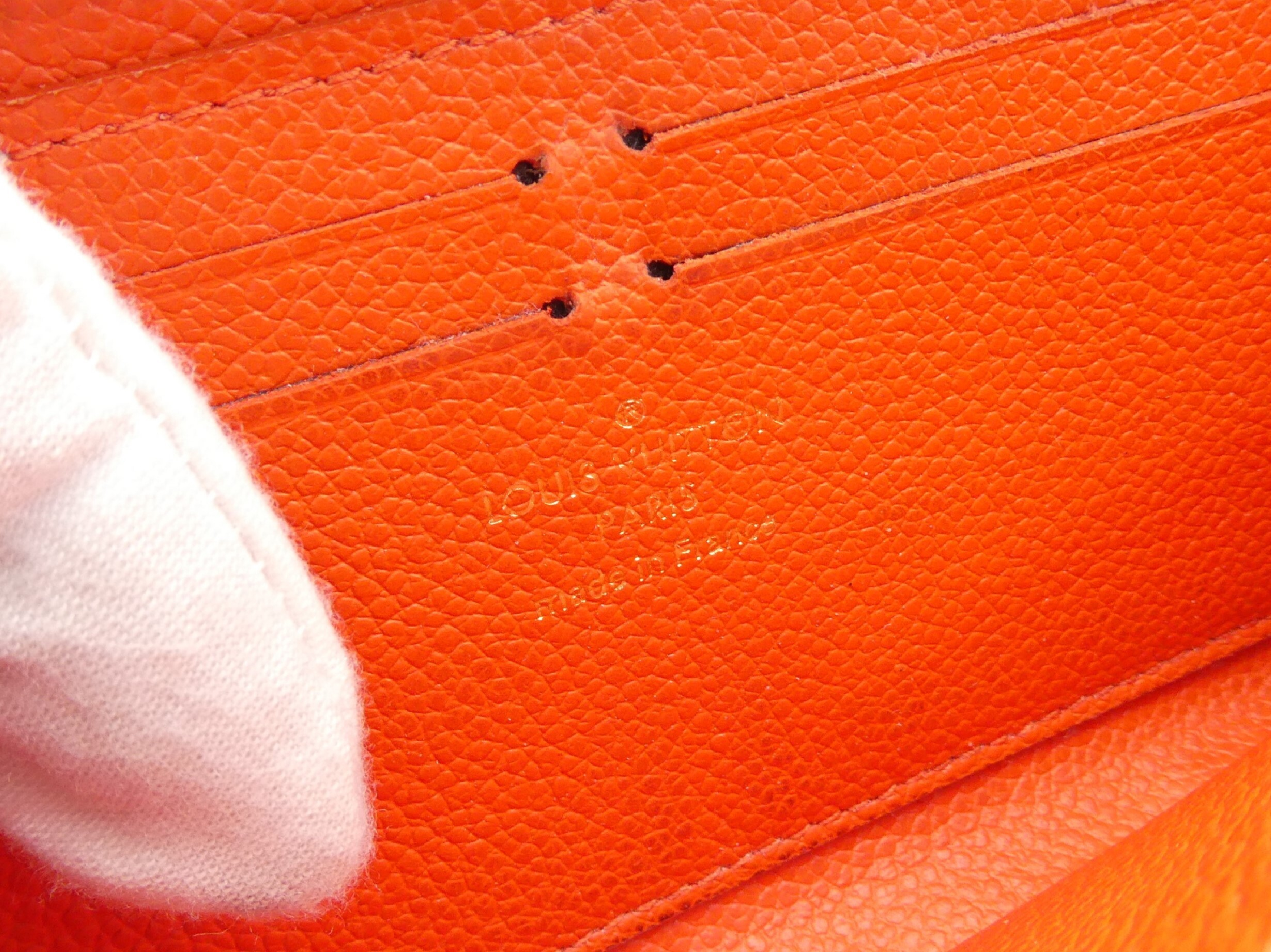 Monogram Empreinte Portefeuille Clemence Flower Wallet — view 9