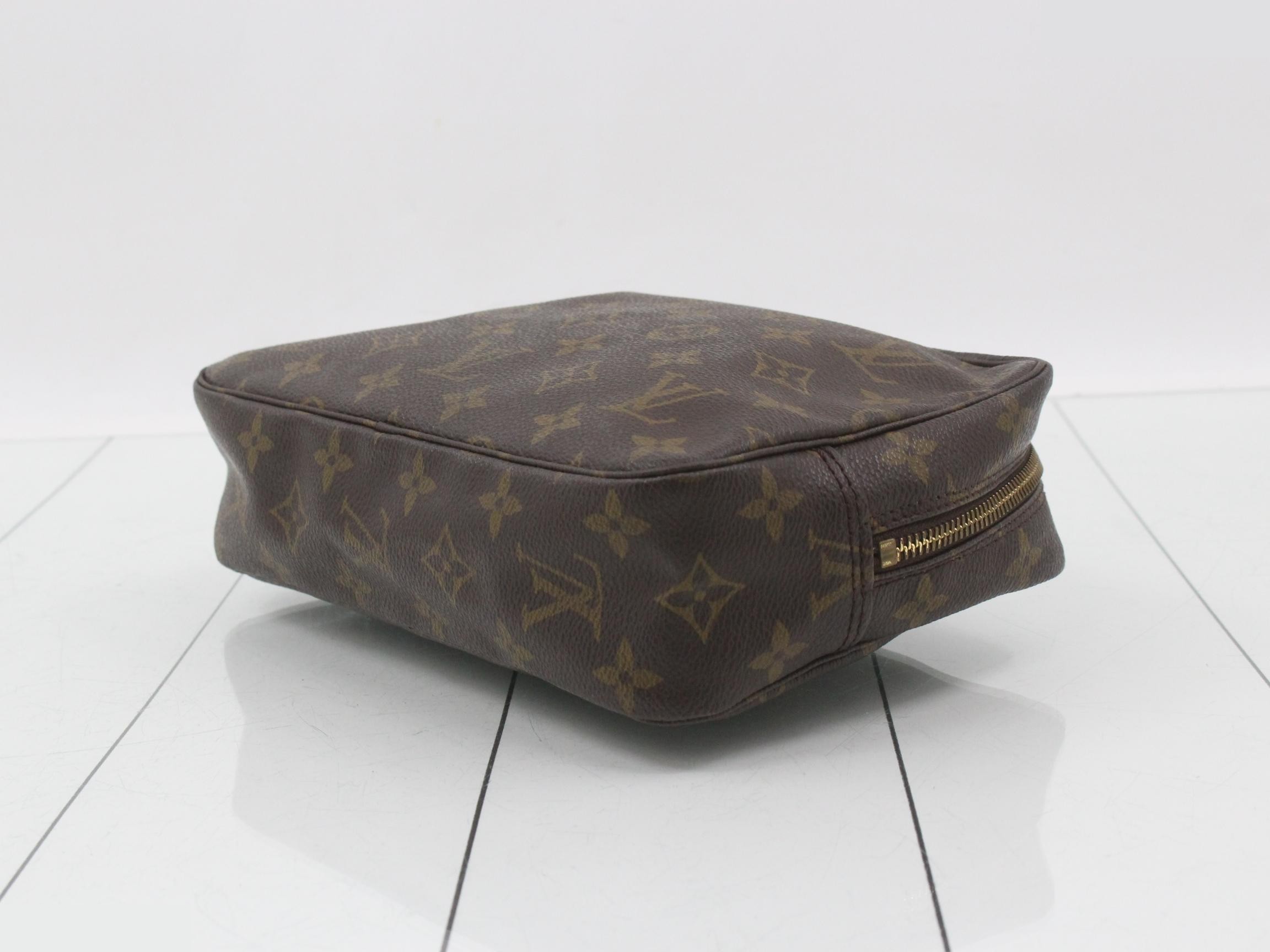 pouch — view 6