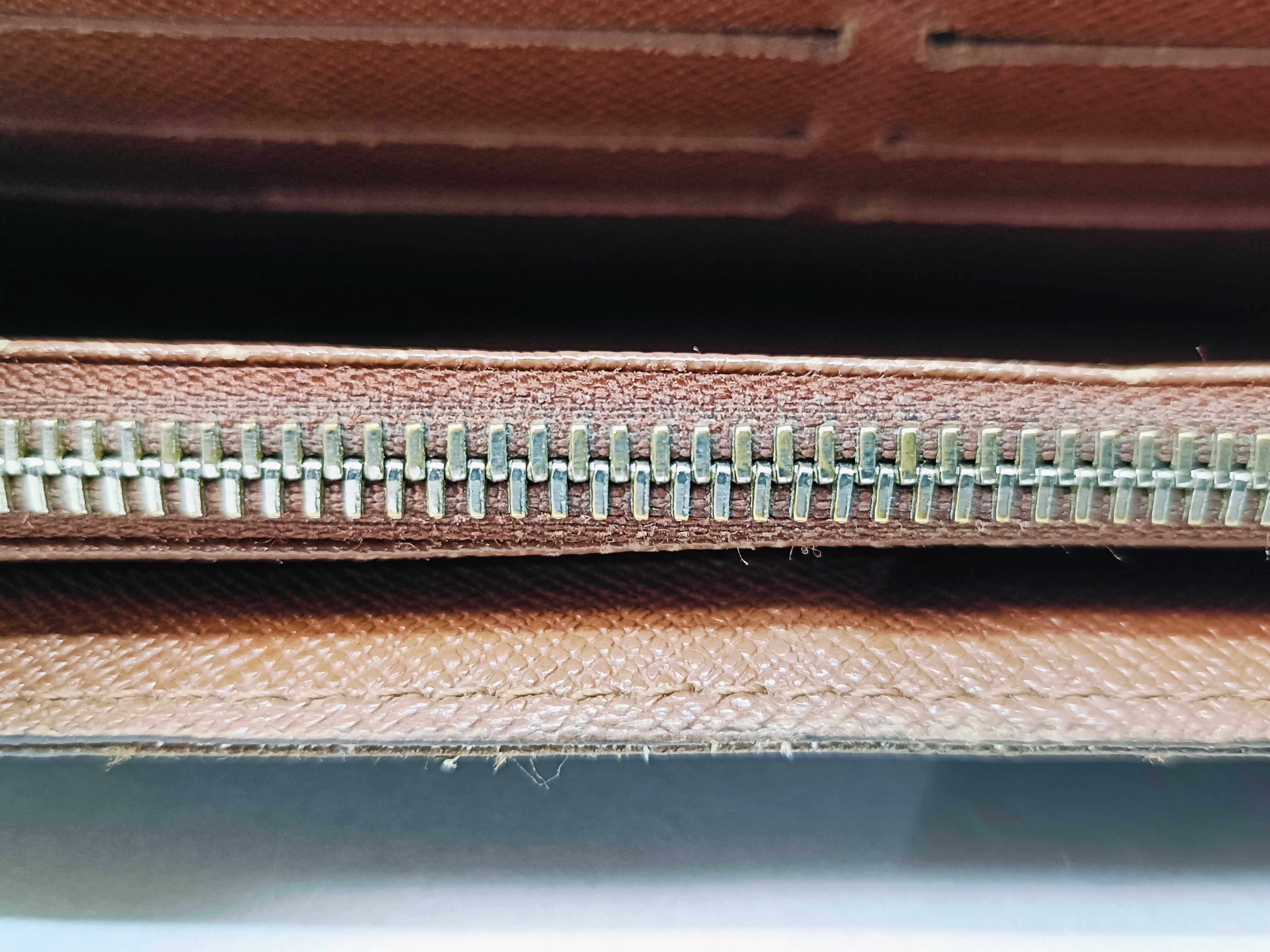 Monogram Portefeuille Sarah (Old Wallet) — view 11