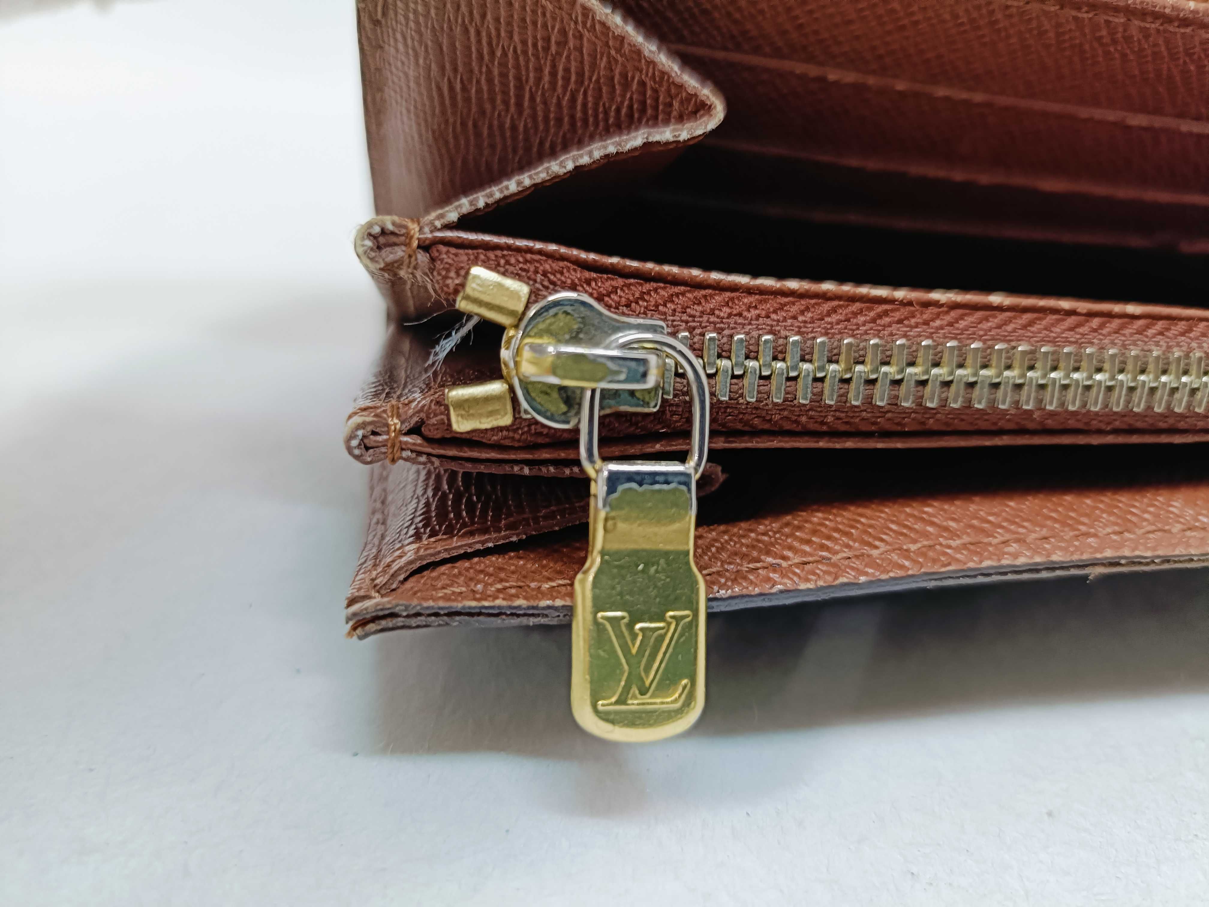 Monogram Portefeuille Sarah (Old Wallet) — view 10