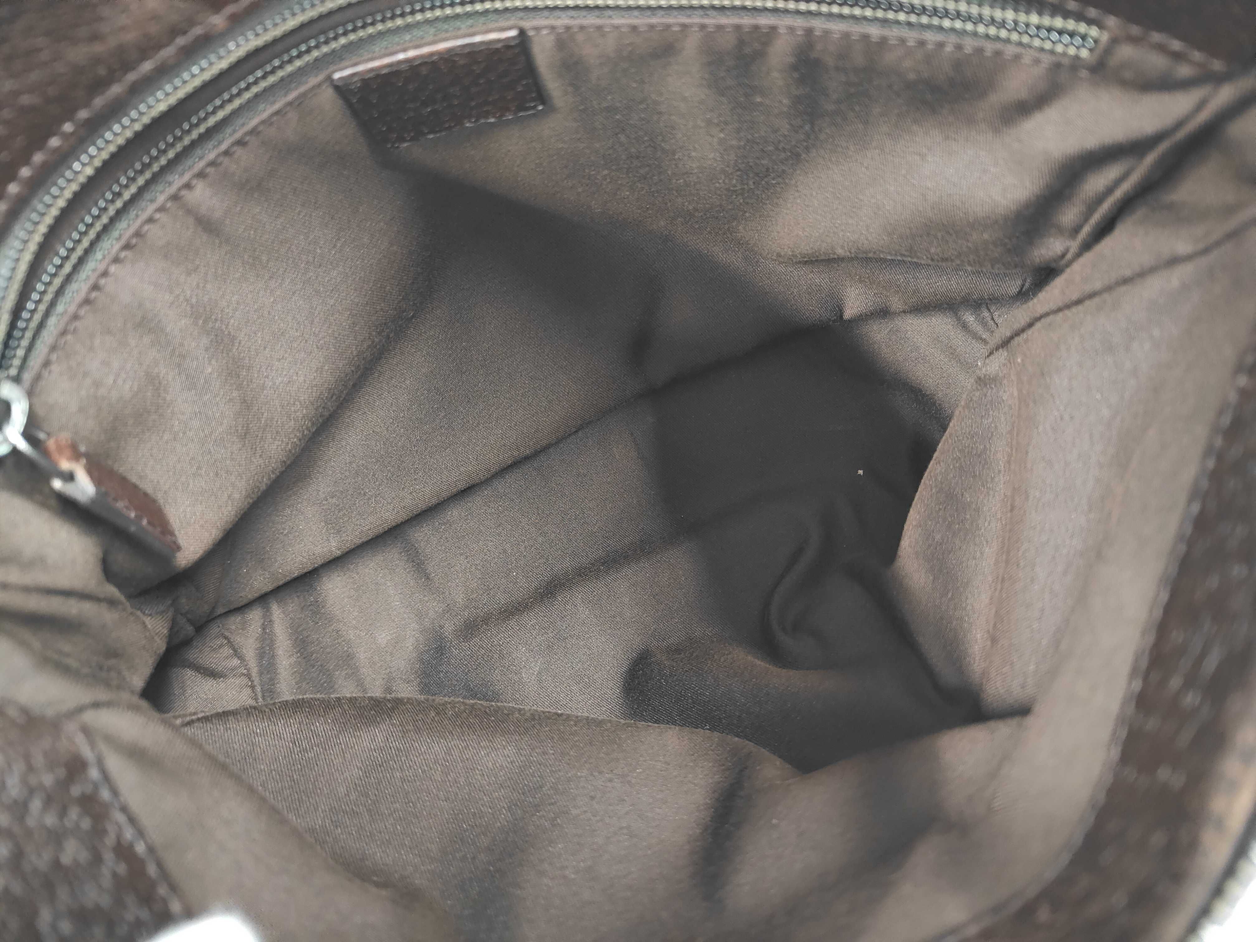 GG Canvas 114273 Leather Shoulder Bag — view 9