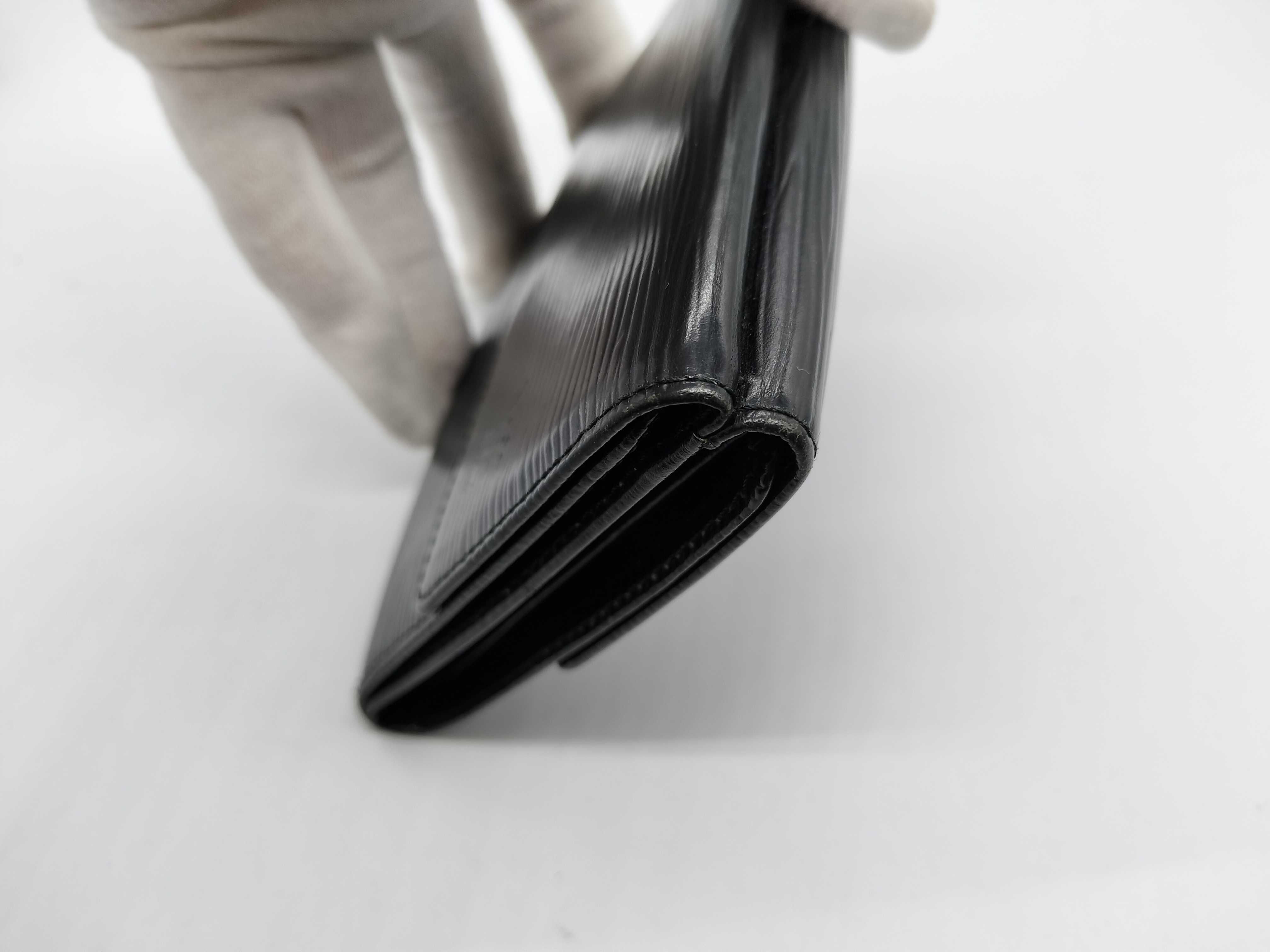 Epi Leather Double Snap Closure Noir Wallet — view 14