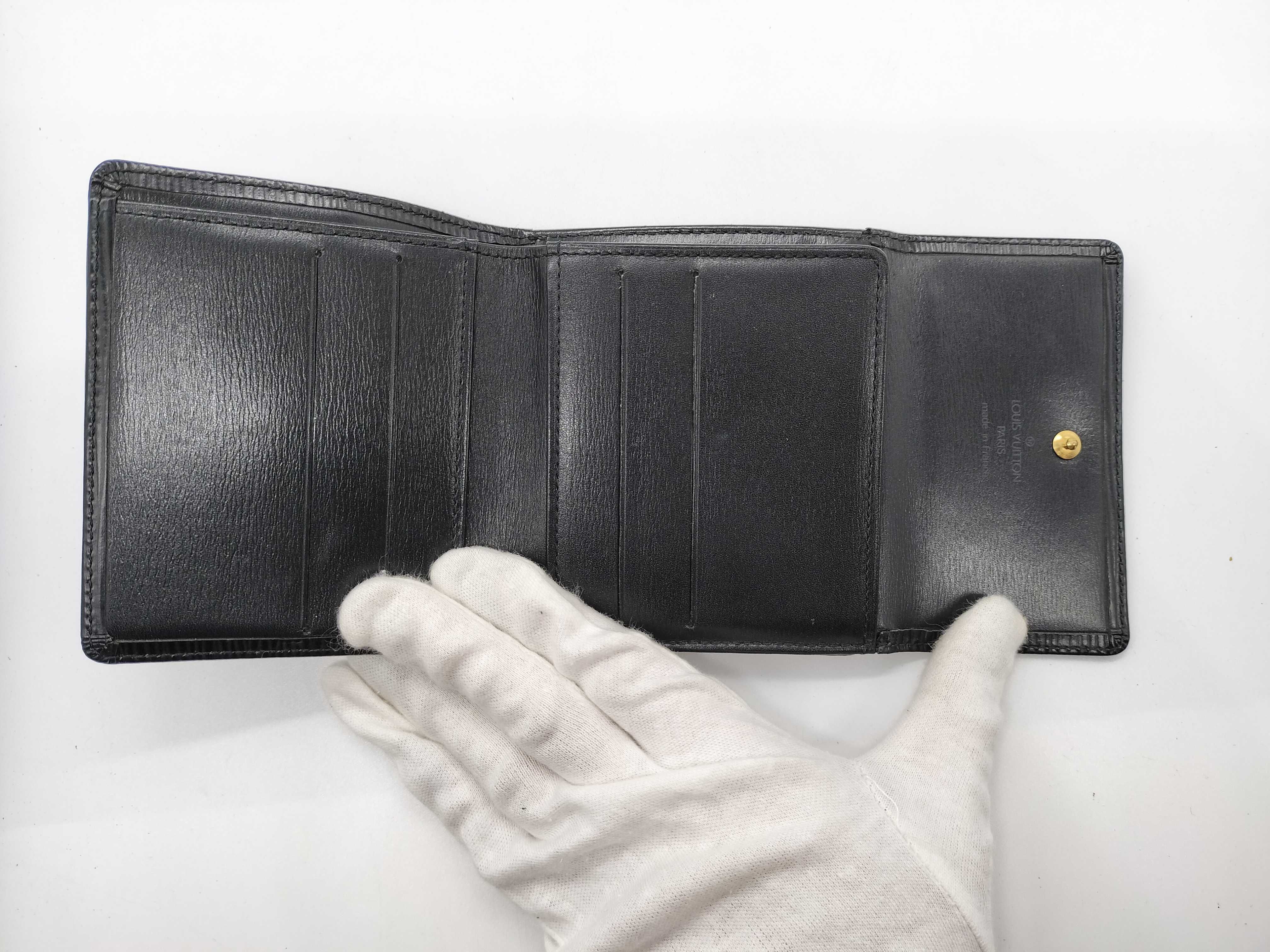 Epi Leather Double Snap Closure Noir Wallet — view 6