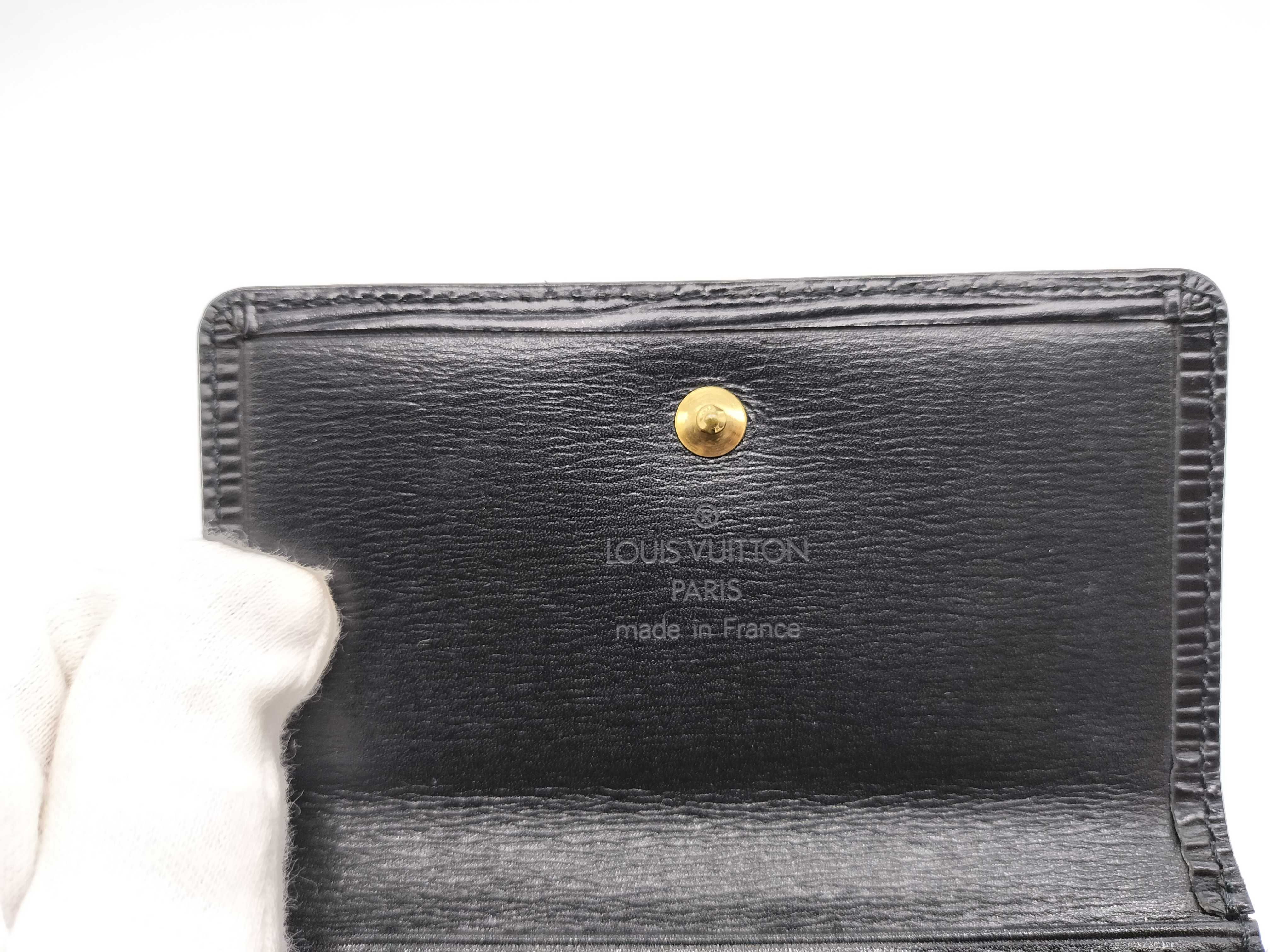 Epi Leather Double Snap Closure Noir Wallet — view 8