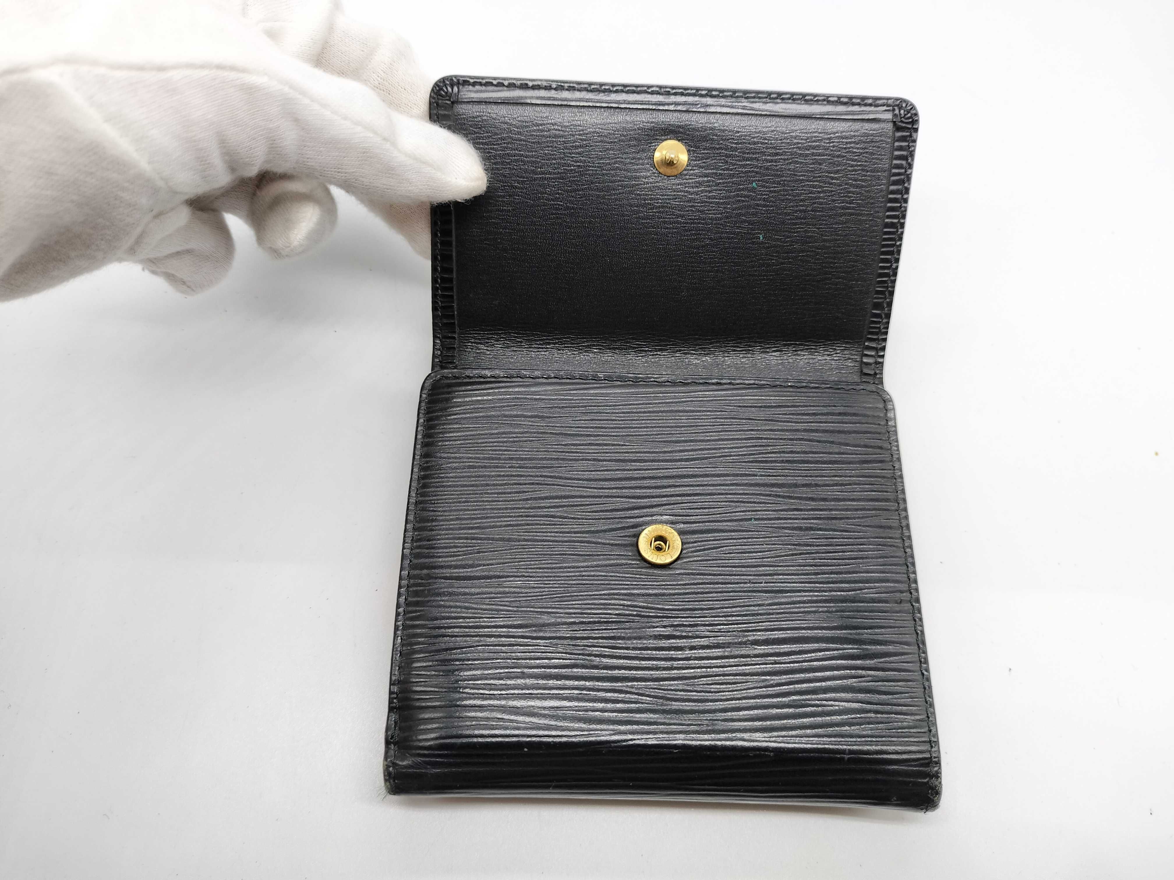 Epi Leather Double Snap Closure Noir Wallet — view 10