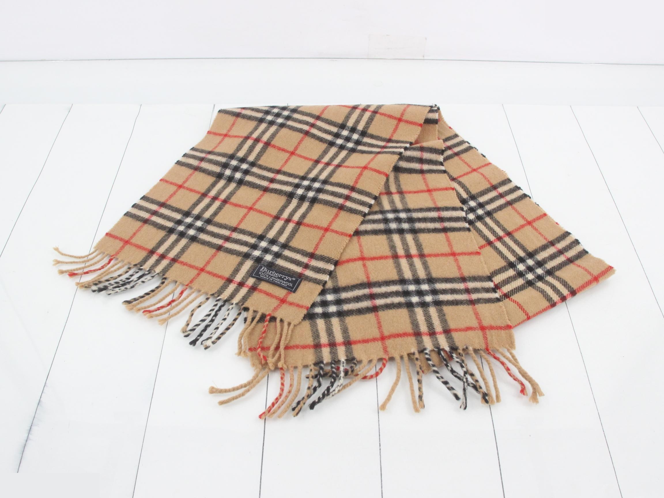 Other lines: Small items, accessories, and scarves — view 2