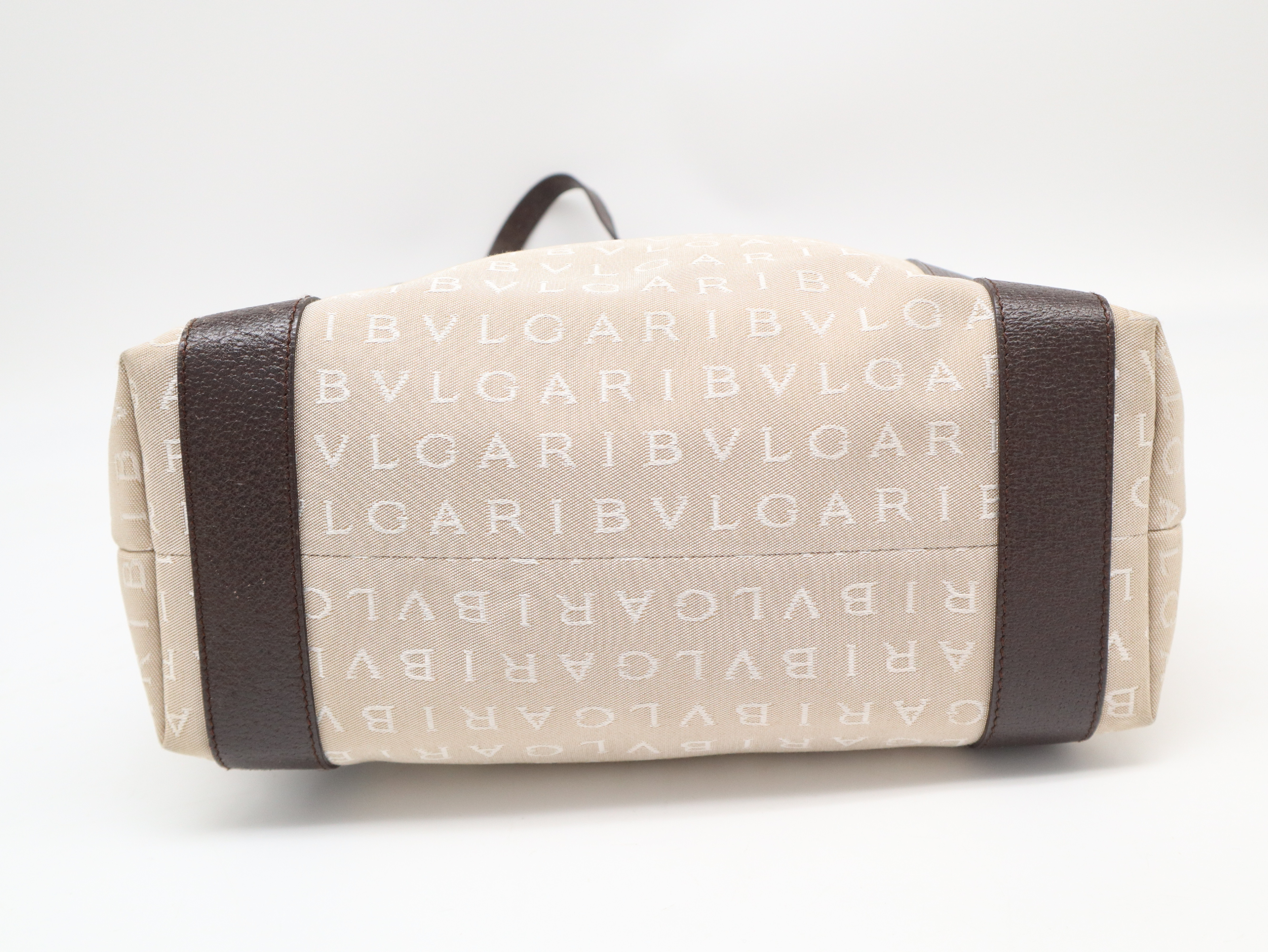 Logo Mania Tote Bag, Beige, with dust bag. — view 5